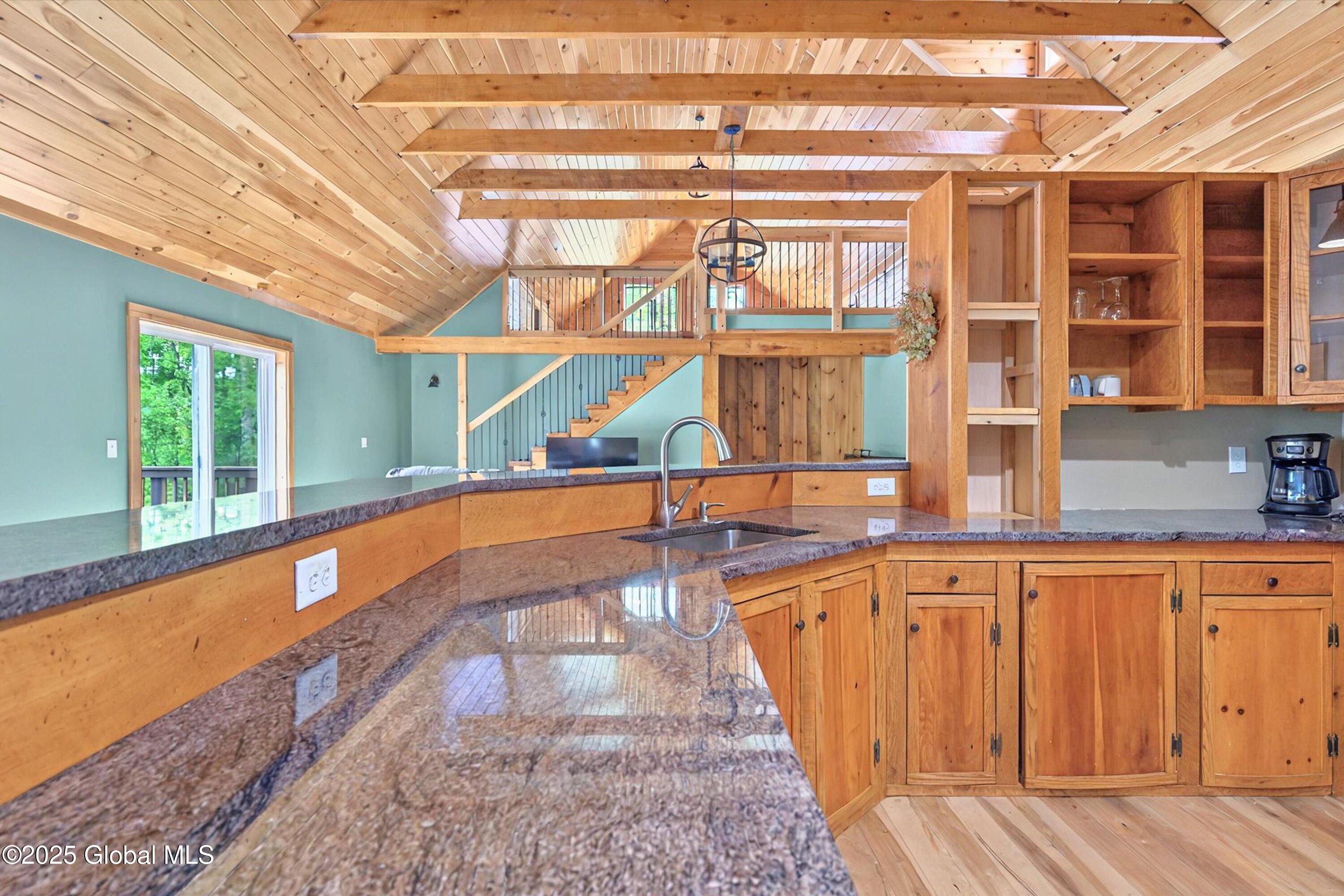 18 Kitchell Lane, Queensbury, New York image 20