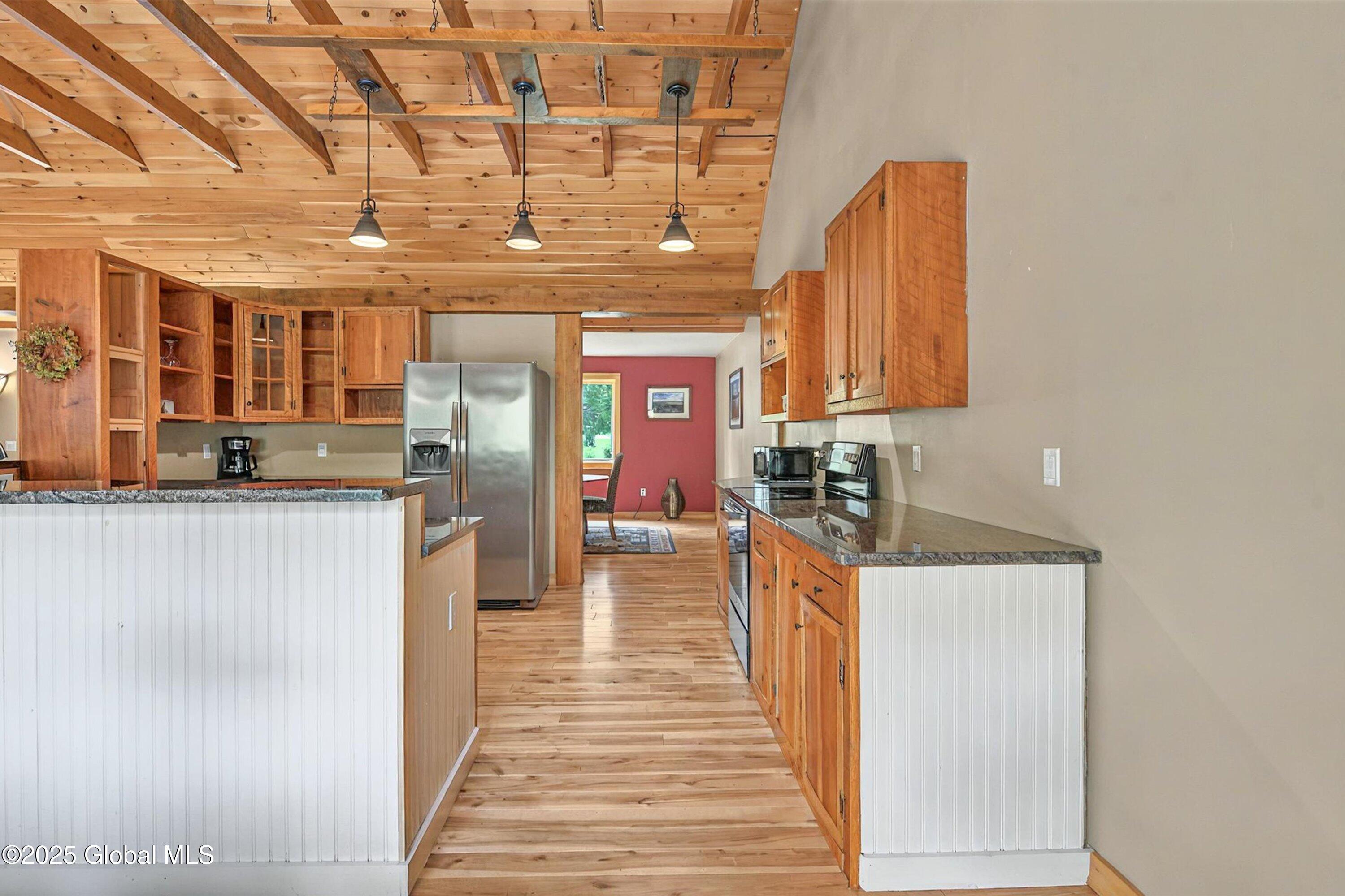 18 Kitchell Lane, Queensbury, New York image 22
