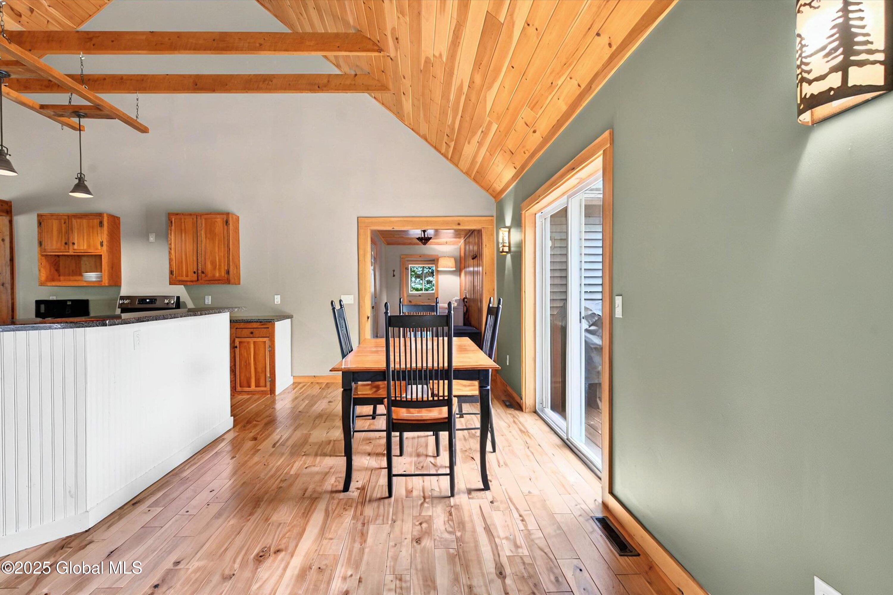 18 Kitchell Lane, Queensbury, New York image 14