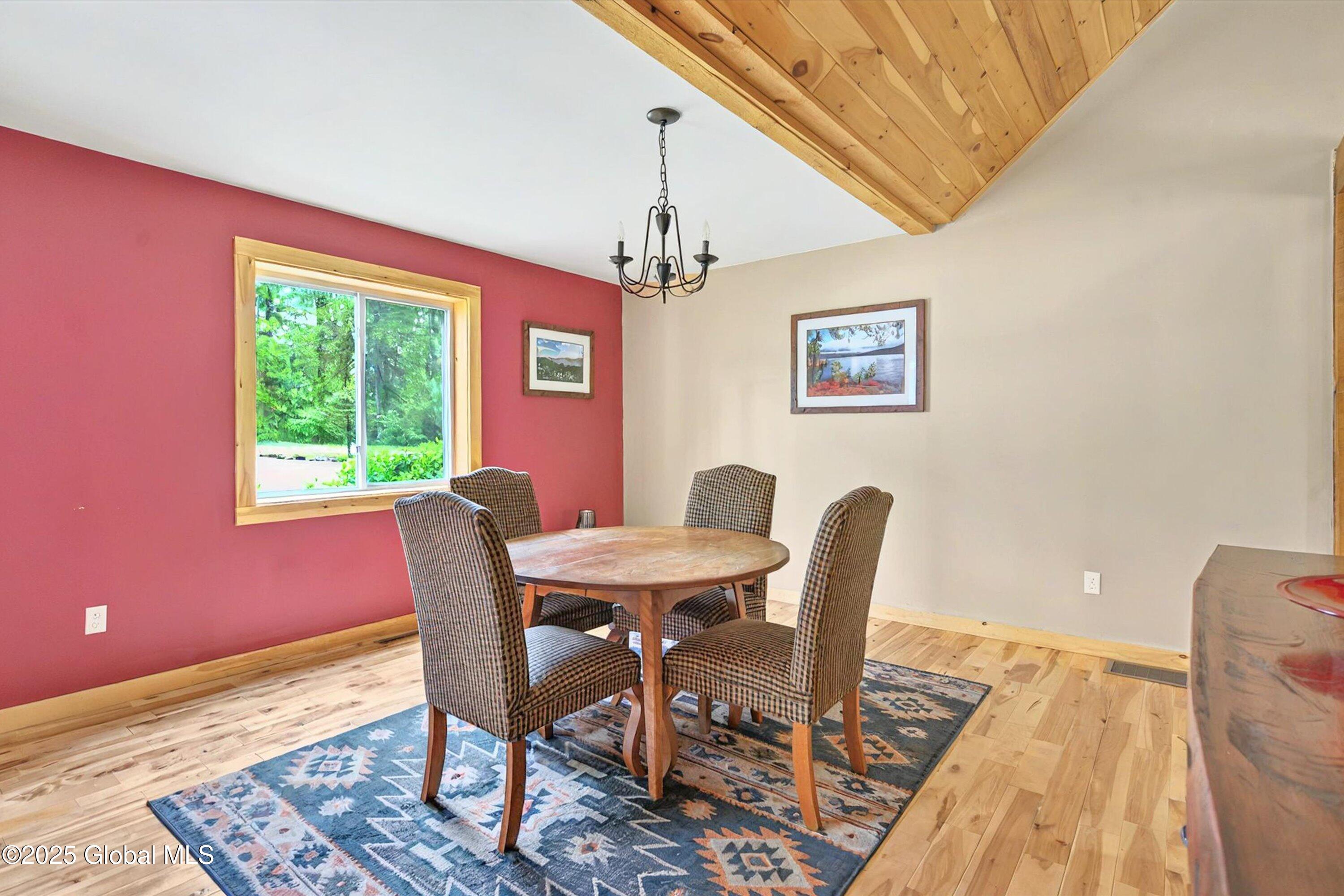 18 Kitchell Lane, Queensbury, New York image 23
