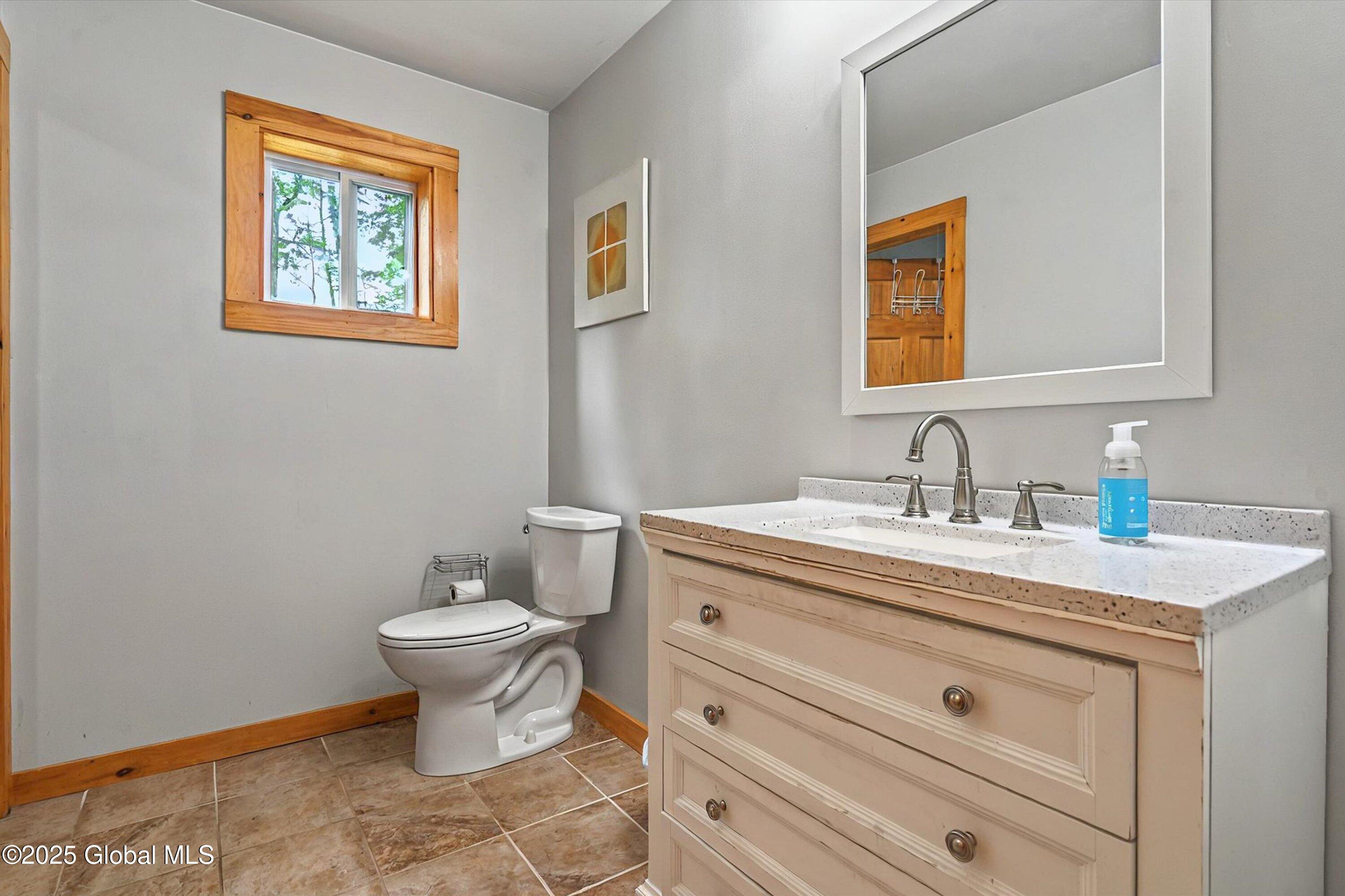 18 Kitchell Lane, Queensbury, New York image 34
