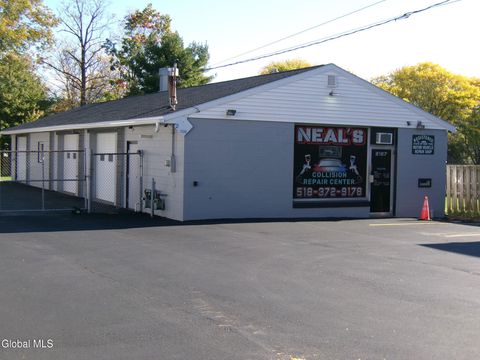 Photo of 2127 Central Avenue, Schenectady, NY 12304 (MLS # 202527579)