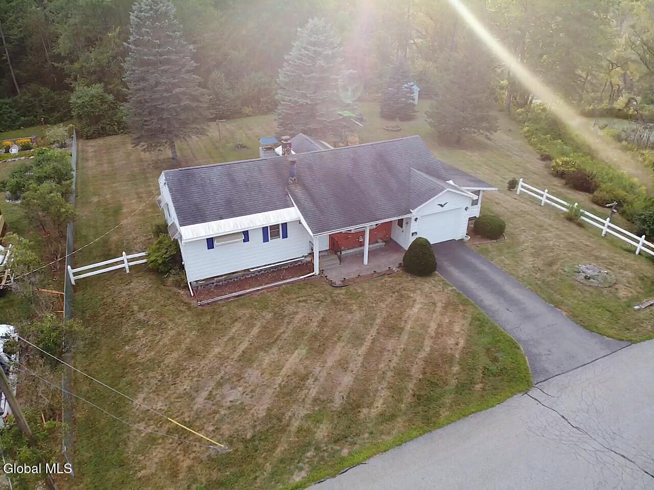 143 Mary Street