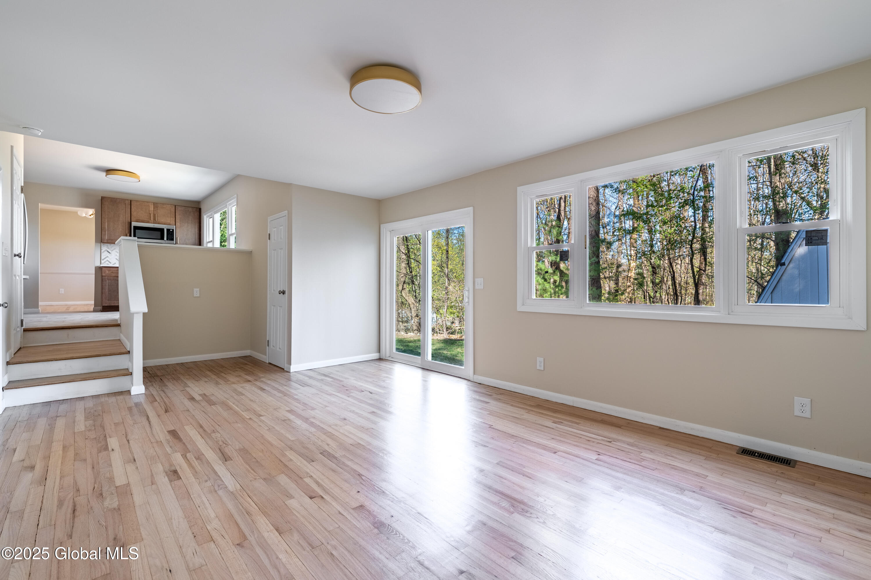 8 N Hill Drive, Ballston Lake, New York image 18