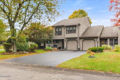 Photo of 642 Top Ridge Drive, Albany, NY 12203 (MLS # 202527859)