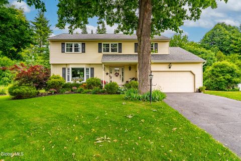 Photo of 33 Sheffield Drive, Delmar, NY 12054 (MLS # 202621495)