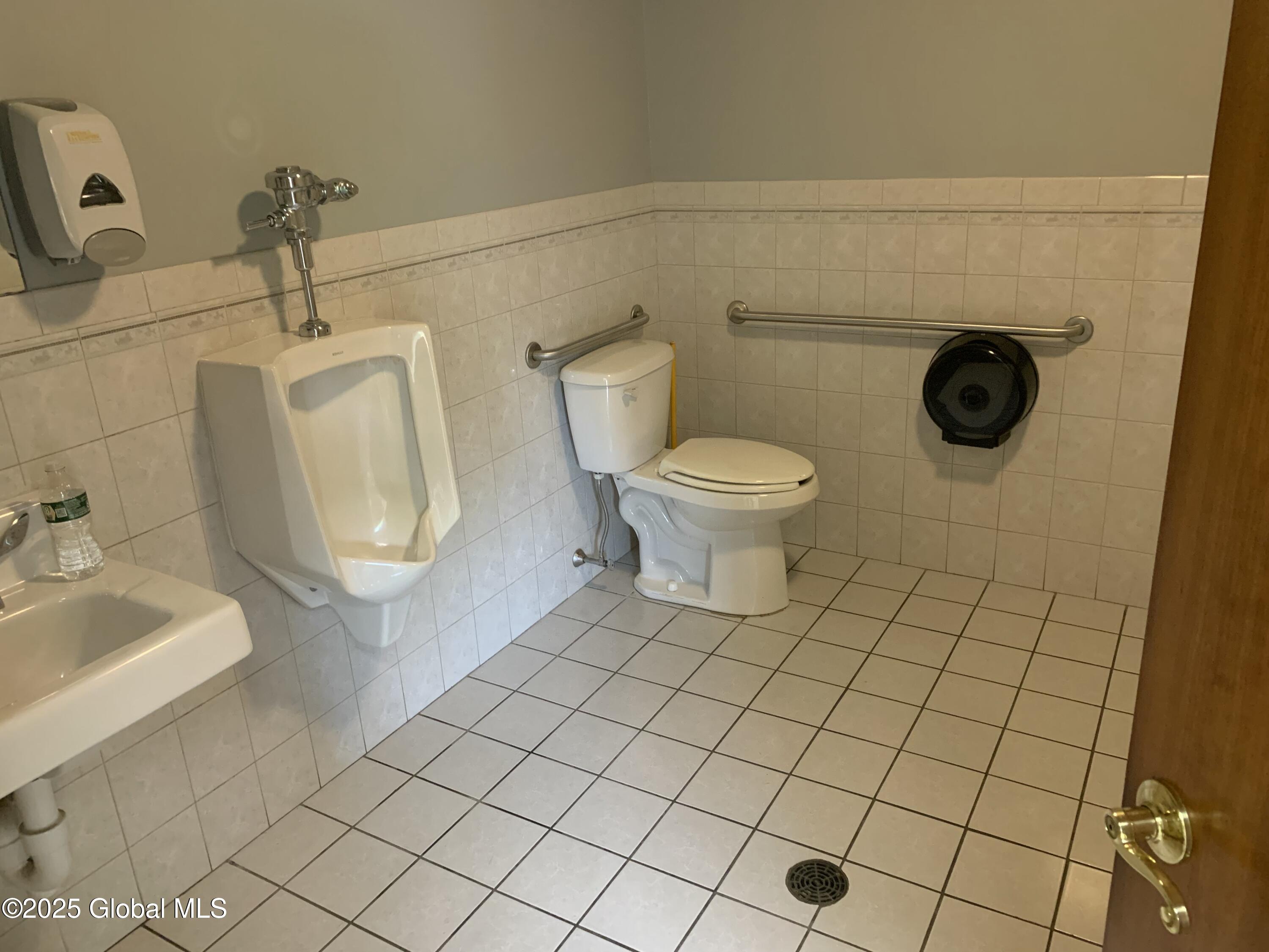 Queensbury, New York 12804, United States, ,Commercial,Active,130562