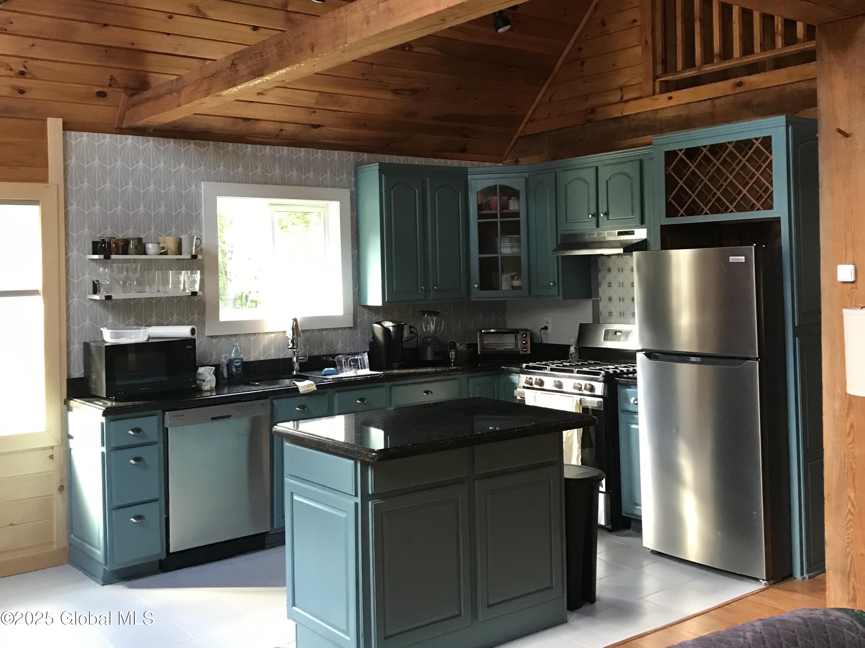 484 Breed Hill Road, Crown Point, New York image 3