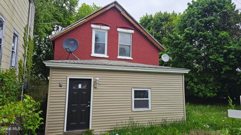 Homes For Sale - 423 3rd Street<br/> Albany, NY 12206