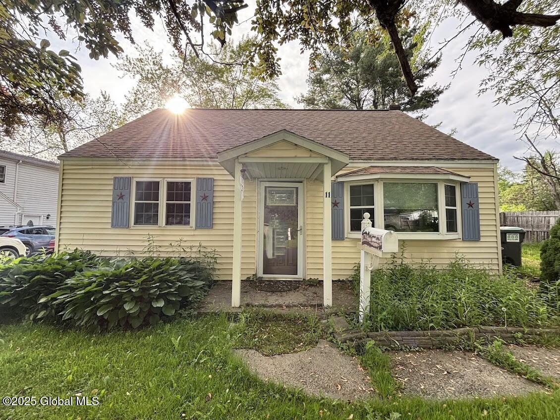 11 Luella Road, Latham, New York image 1