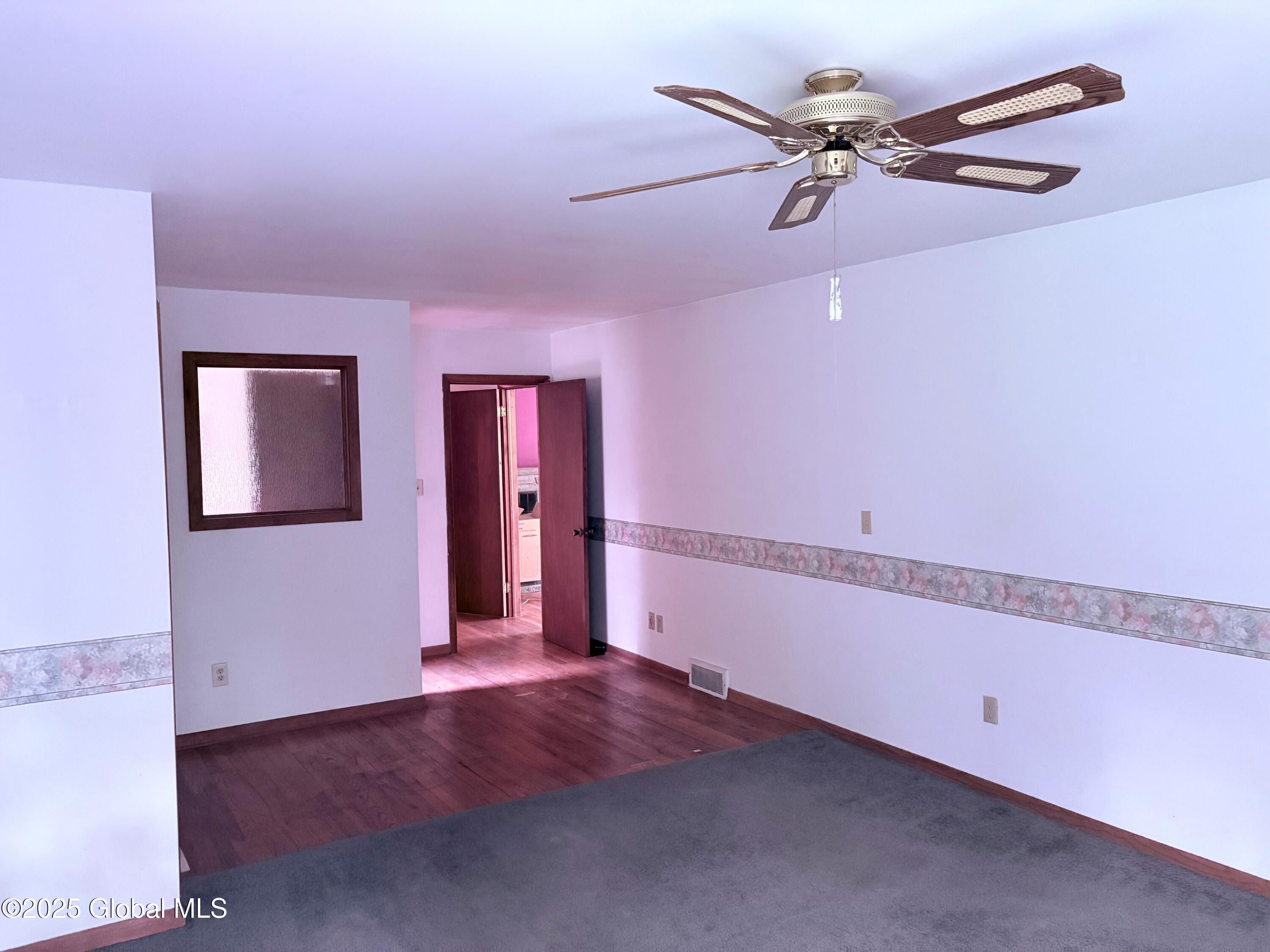 8 Lee Avenue, Rexford, New York image 12