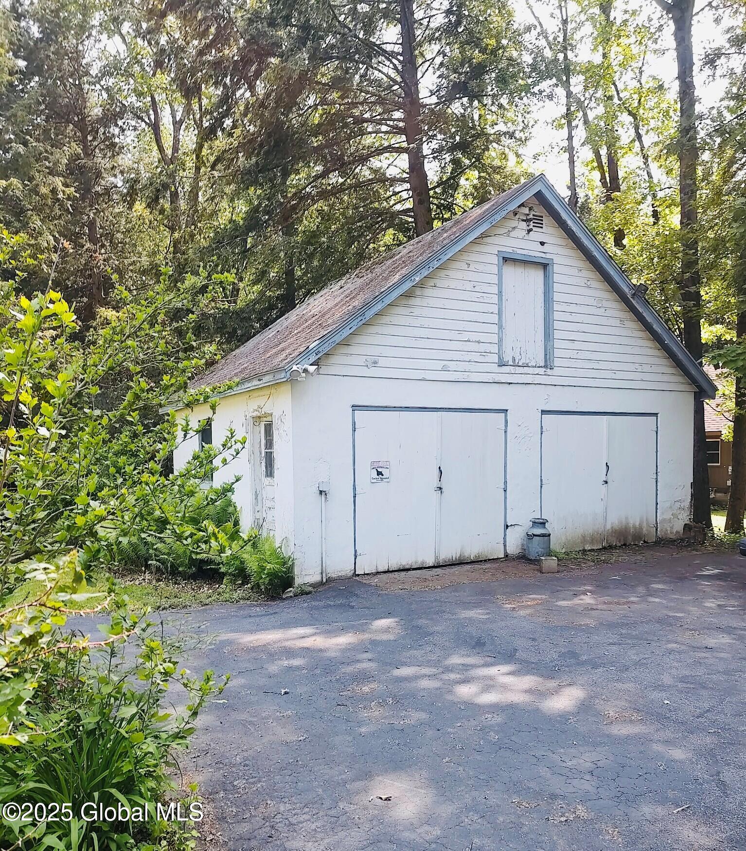 8 Lee Avenue, Rexford, New York image 23