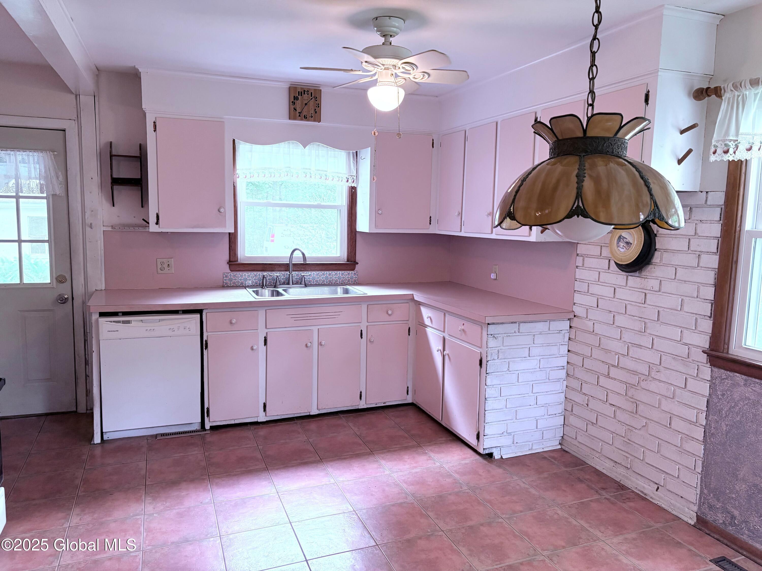 8 Lee Avenue, Rexford, New York image 7