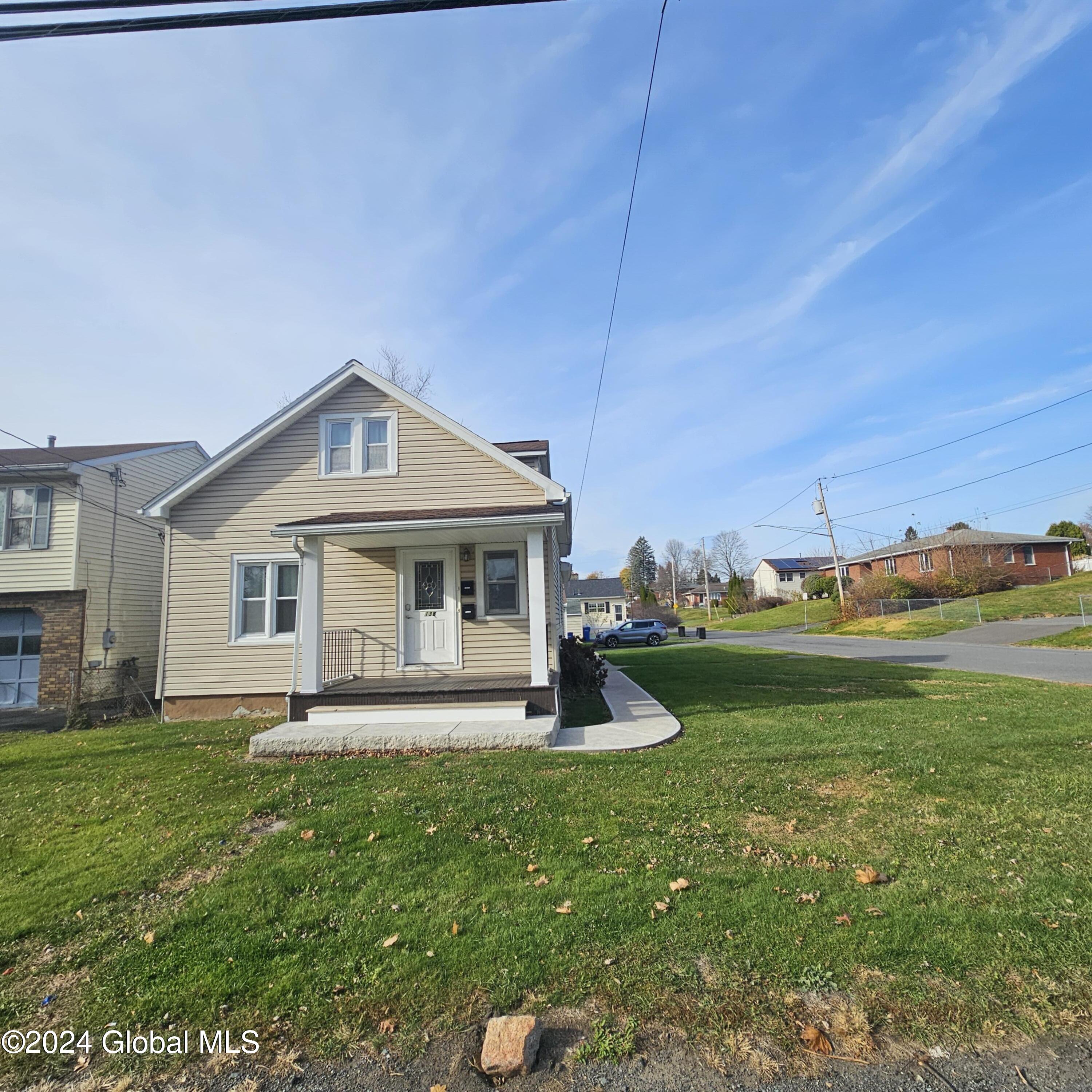 138 Russell Road, Albany, New York image 2