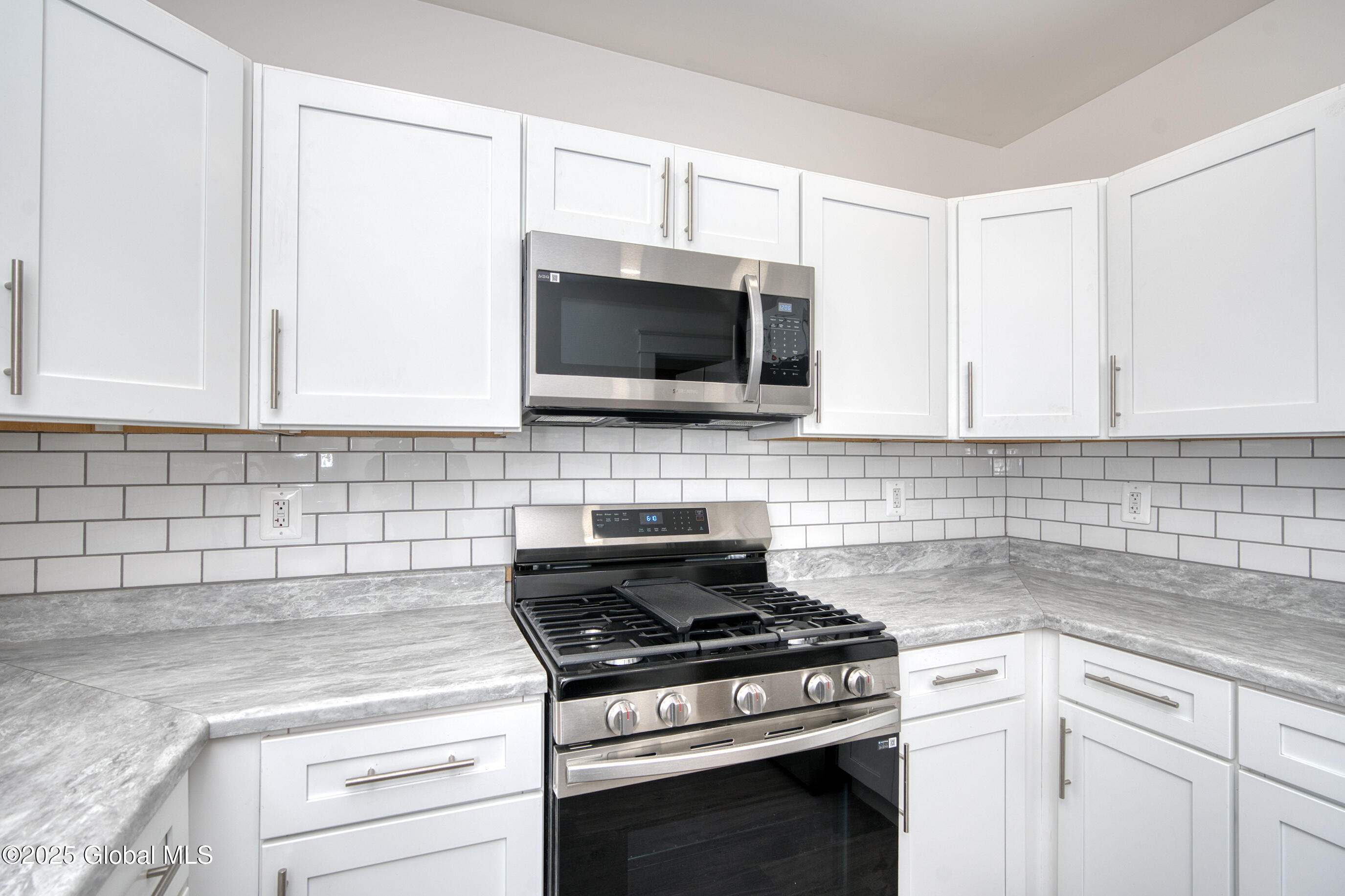 1538 Nott Street, Schenectady, New York image 13