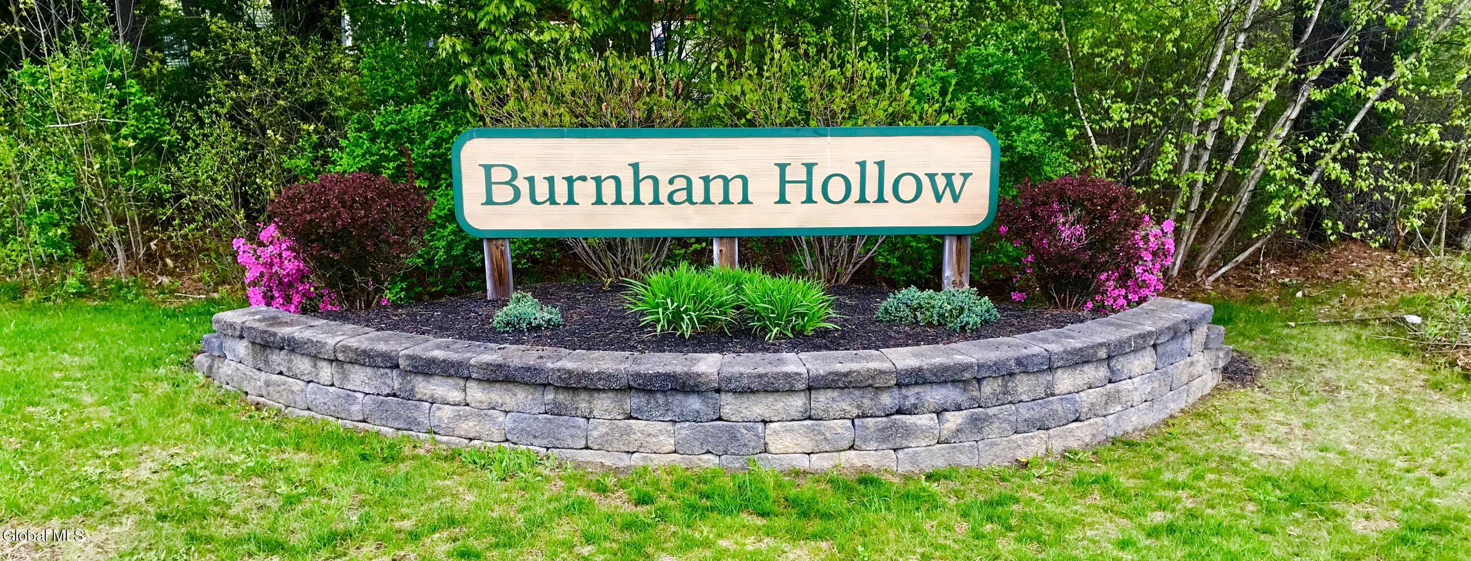 Wilton, New York 12831, United States, 3 Bedrooms Bedrooms, ,2 BathroomsBathrooms,Residential,Pending,134568