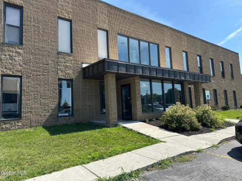 Photo of 632 Plank Road, Clifton Park, NY 12065 (MLS # 202621799)
