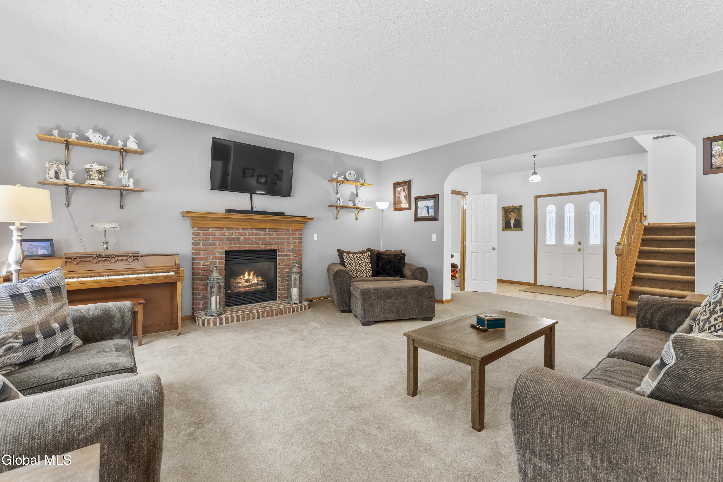 132 Hudson Pointe Boulevard