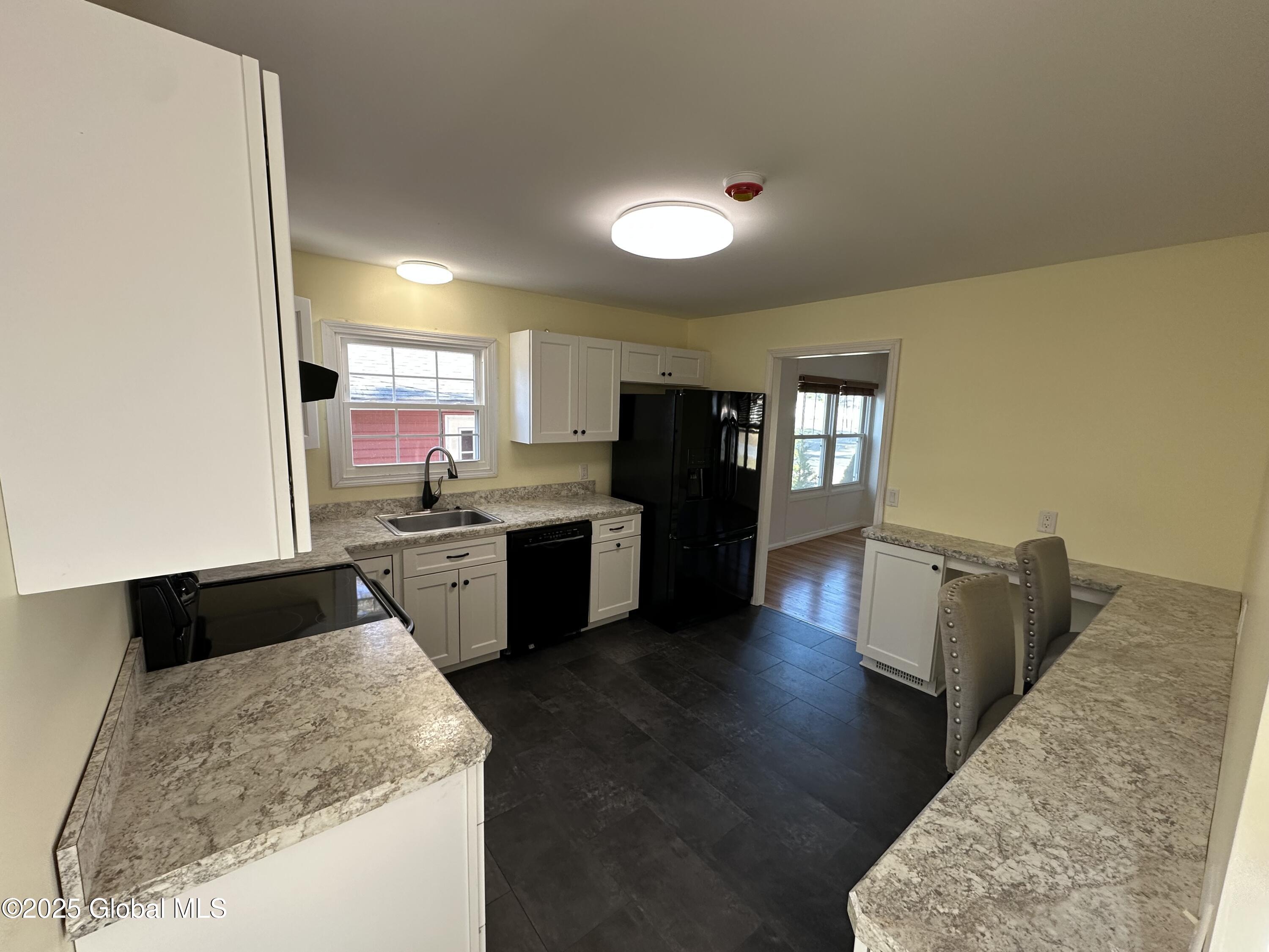 4 Schoolhouse Road, Queensbury, New York image 11
