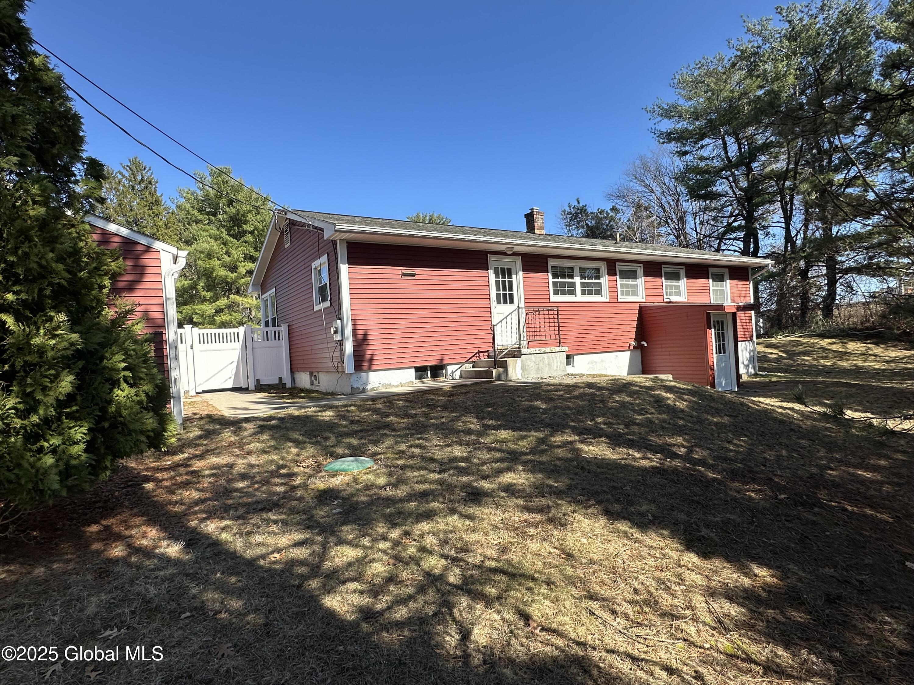 4 Schoolhouse Road, Queensbury, New York image 3
