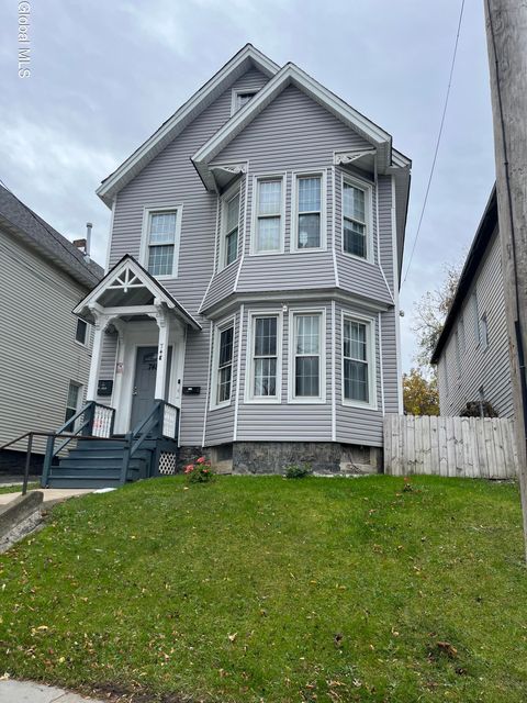 Photo of 748 Eastern Avenue, Schenectady, NY 12308 (MLS # 202529212)