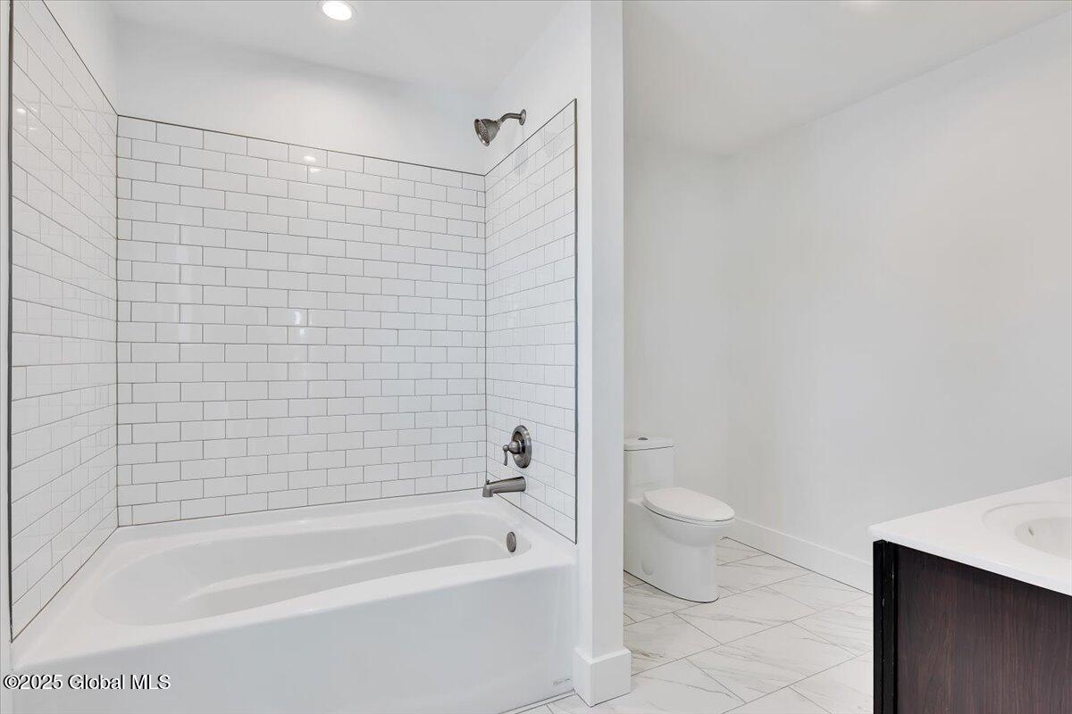 20 Brayton Road, Queensbury, New York image 30