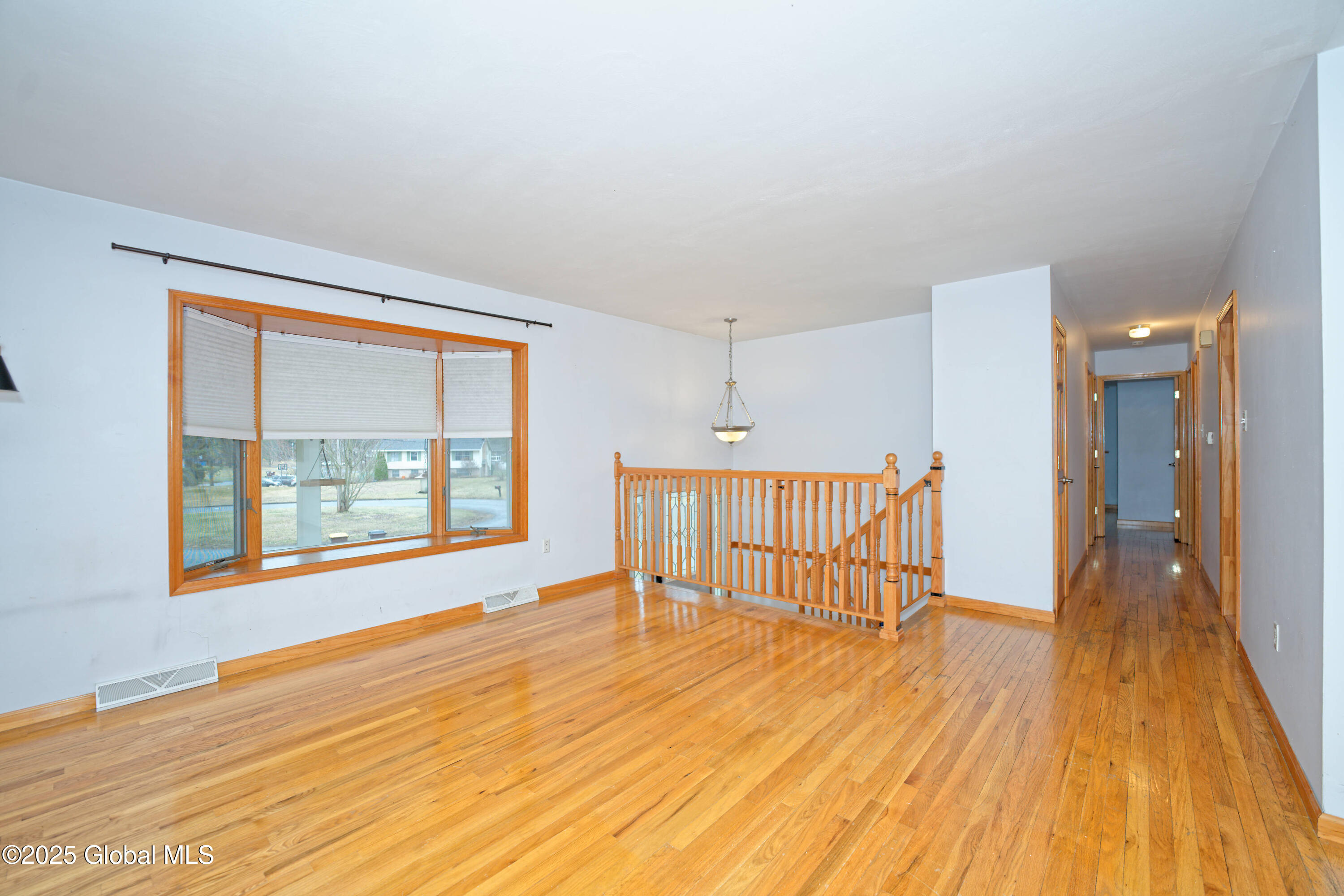 4 Avocado Court, Clifton Park, New York image 3