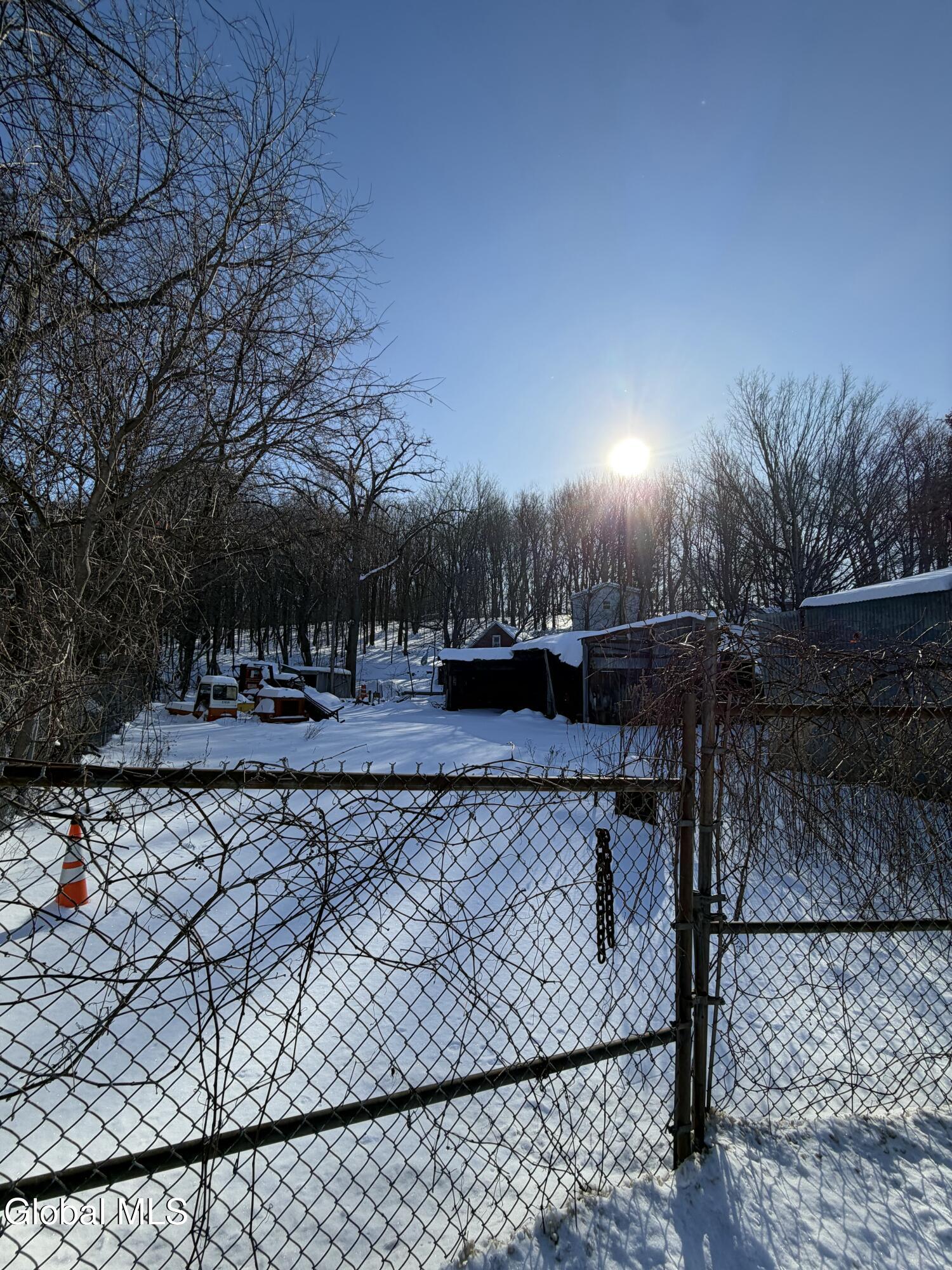 133-135 Clizbe Avenue