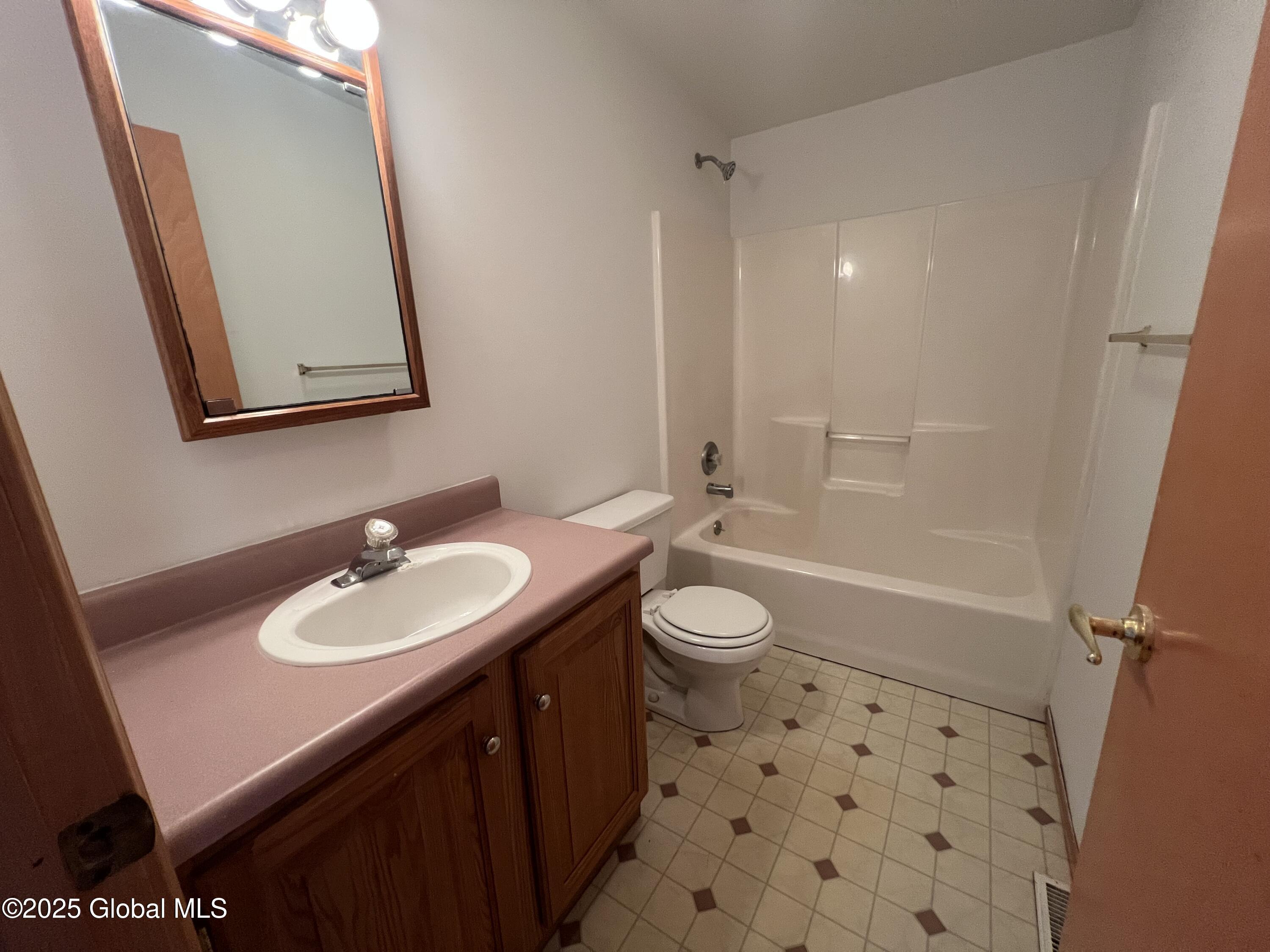 29 Lori Avenue, Hudson Falls, New York image 16