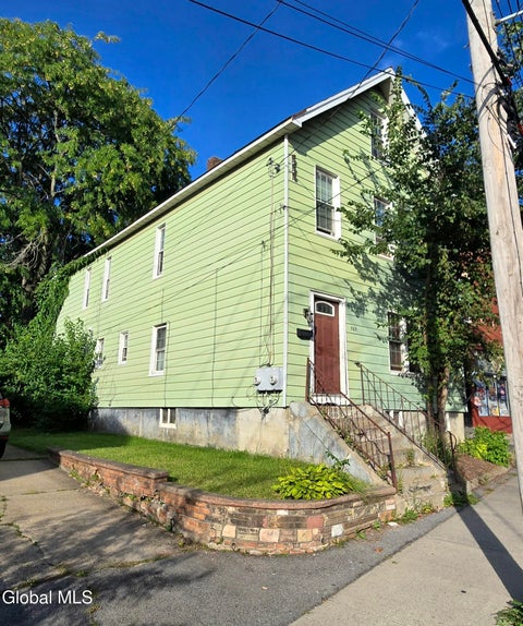 Photo of 569 Nott Street, Schenectady, NY 12308 (MLS # 202625783)