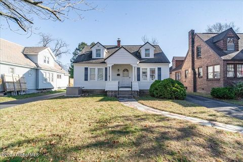 Photo of 1190 Highland Park Road, Niskayuna, NY 12309 (MLS # 202612602)