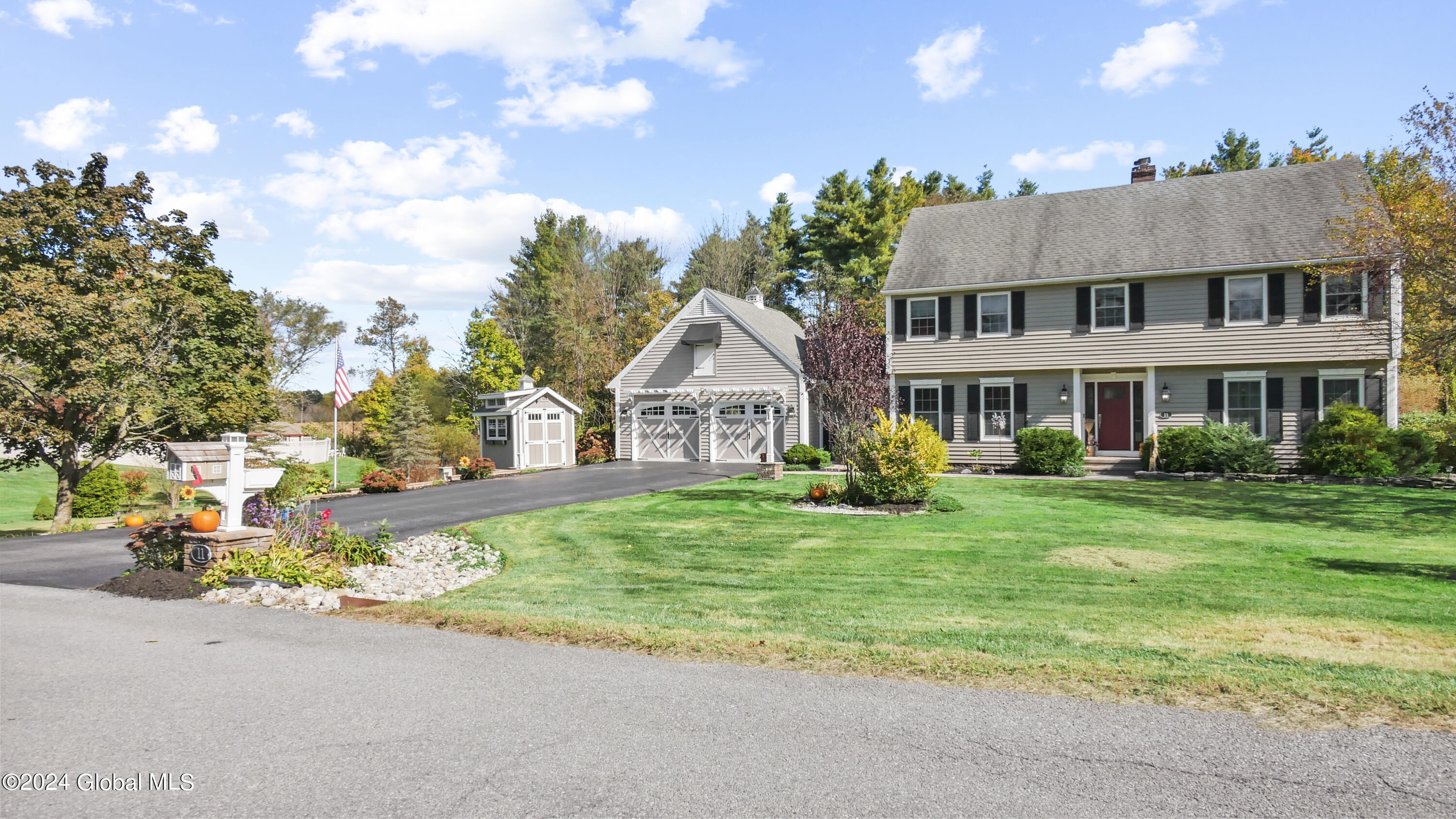 11 Stonehurst Drive, Queensbury, New York image 3