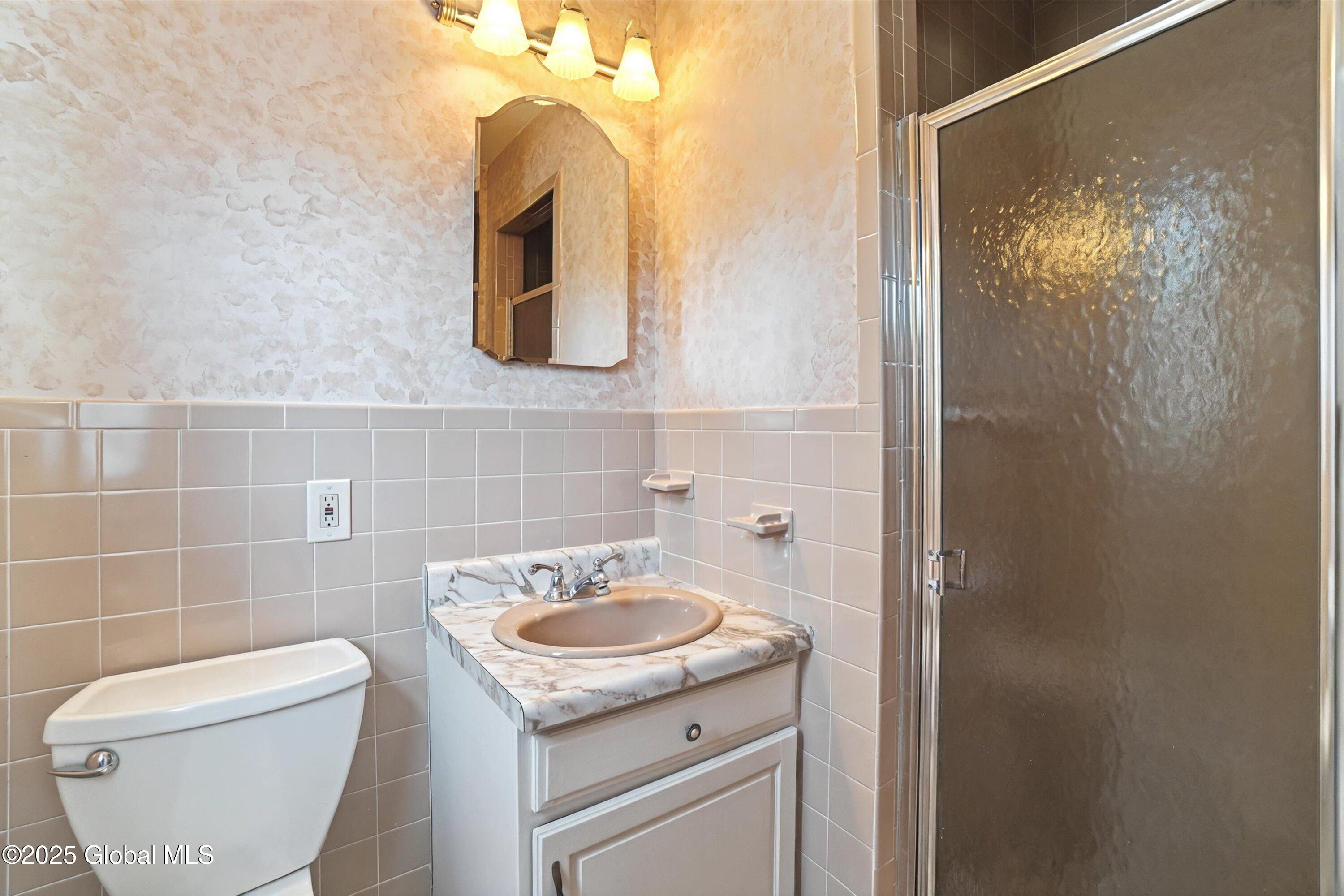 7 Crestwood Drive, Clifton Park, New York image 28