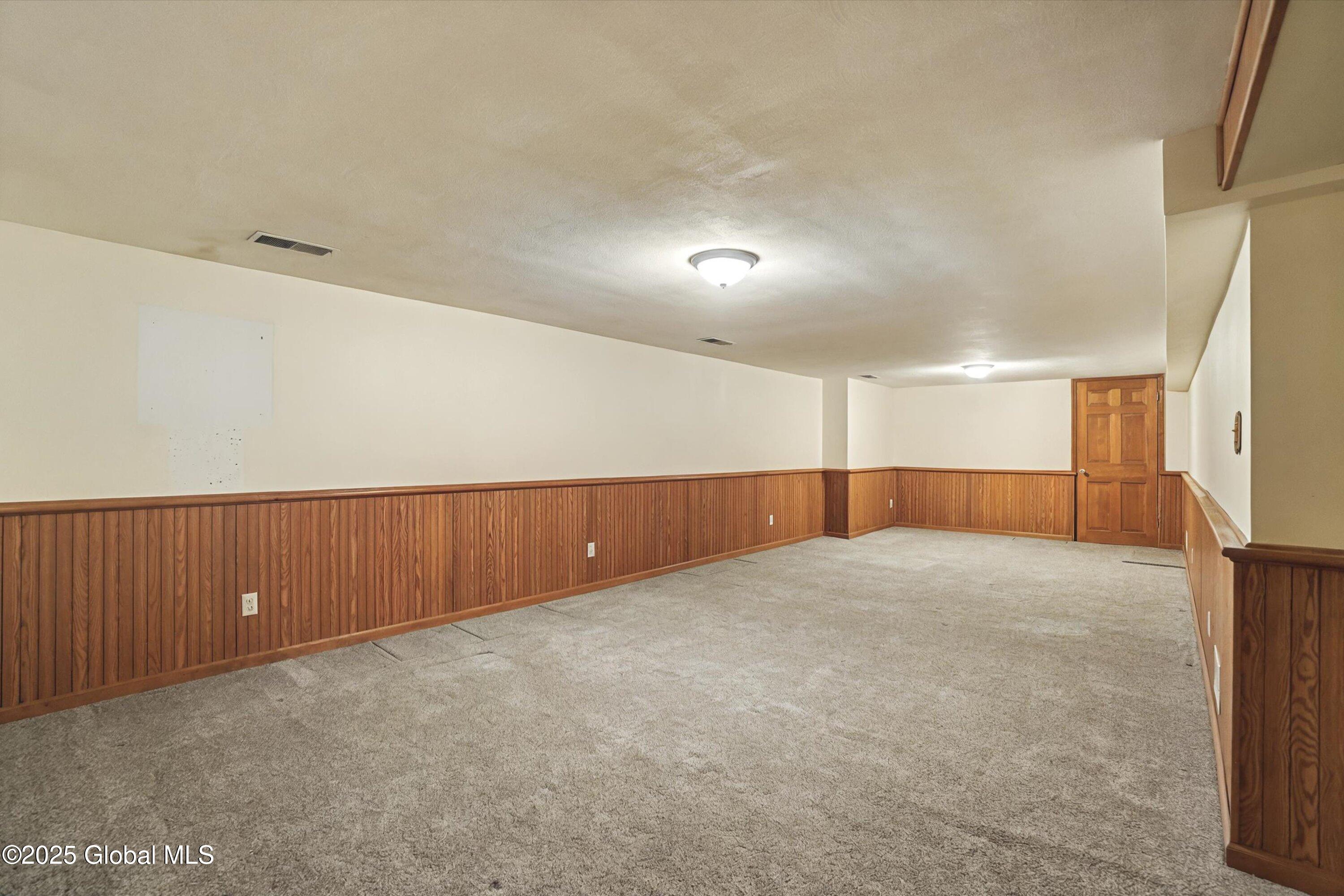 7 Crestwood Drive, Clifton Park, New York image 39
