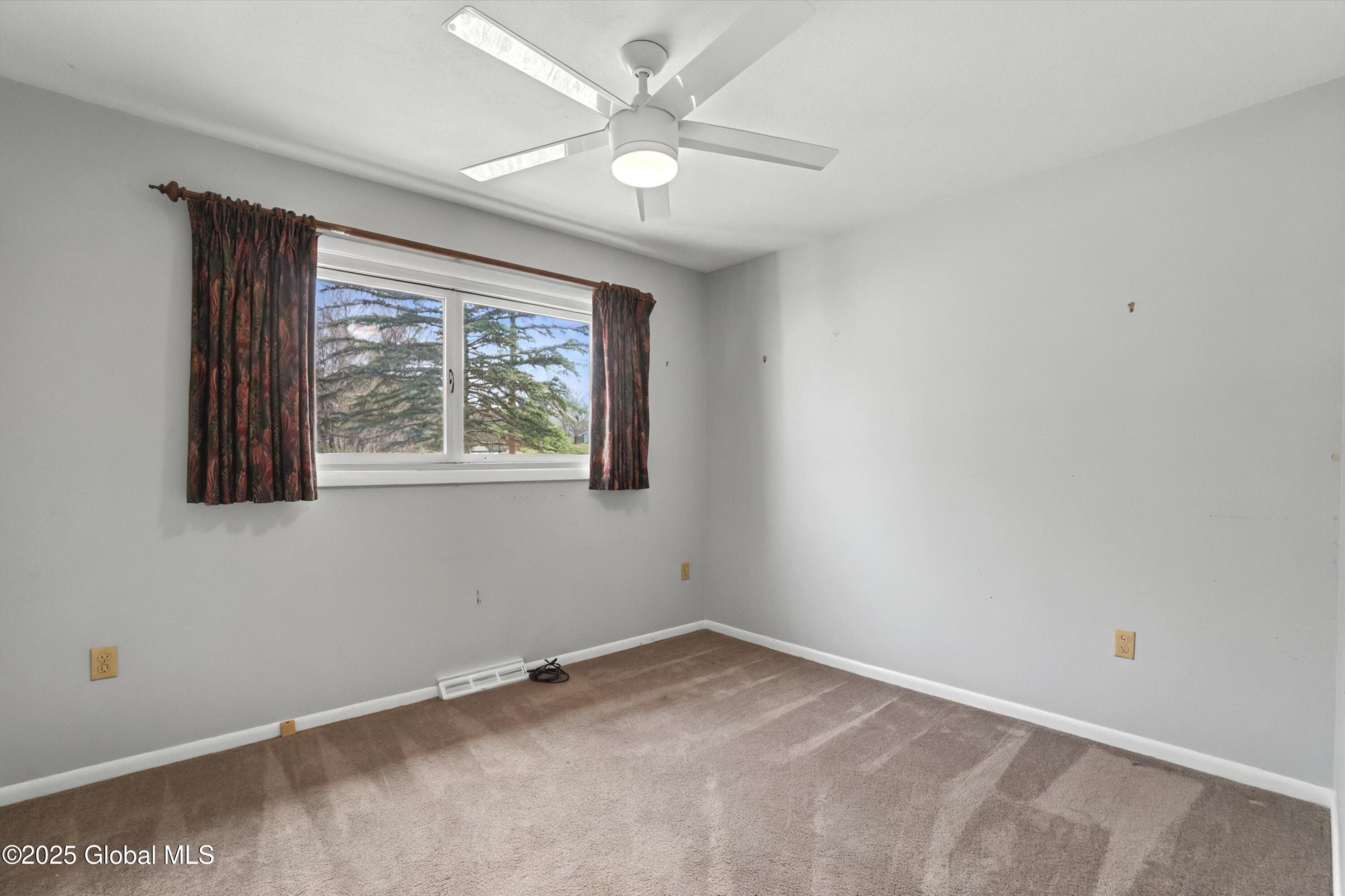7 Crestwood Drive, Clifton Park, New York image 29