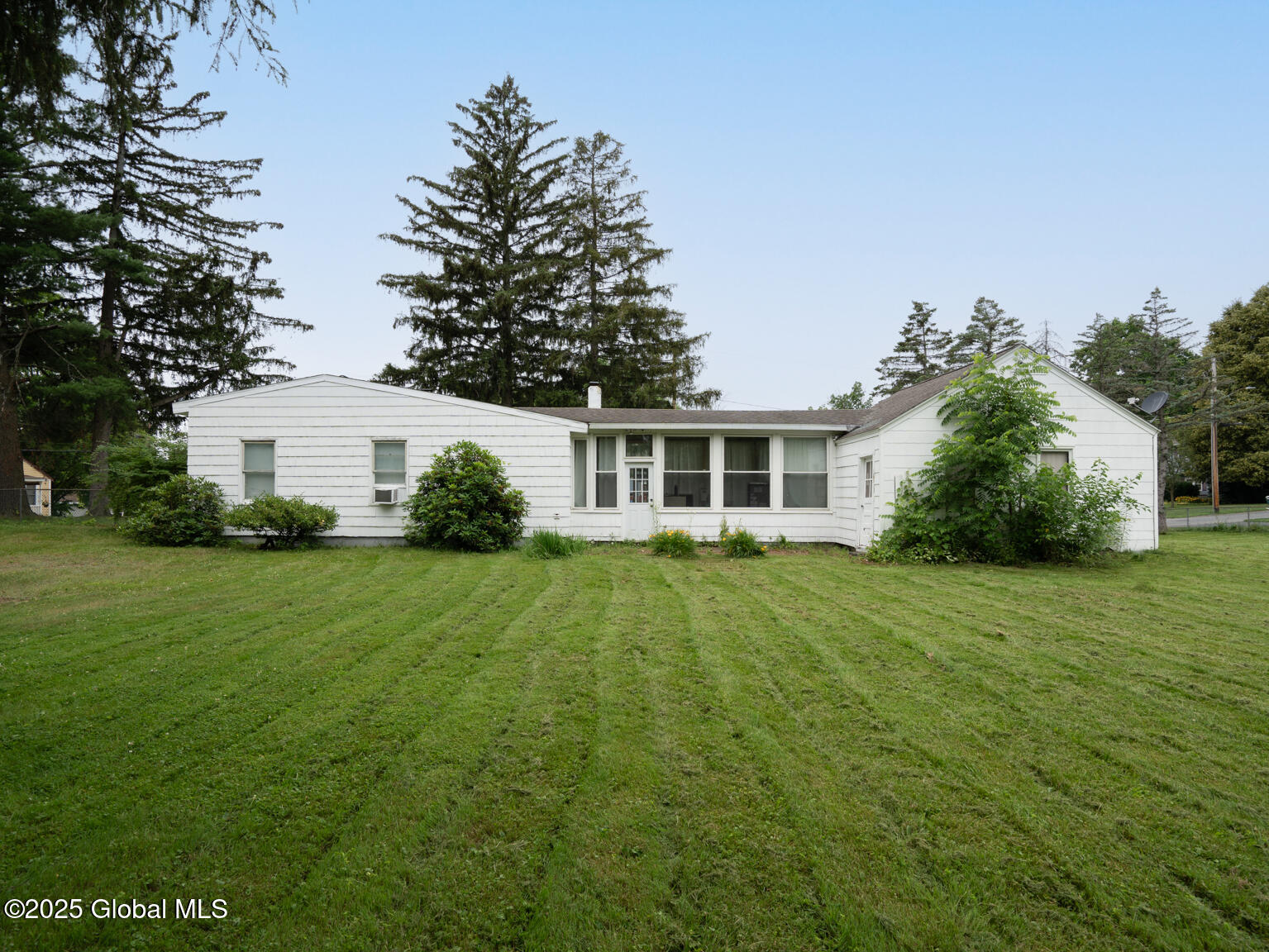 Latham, New York 12110, United States, 3 Bedrooms Bedrooms, ,2 BathroomsBathrooms,Residential,Active,162866