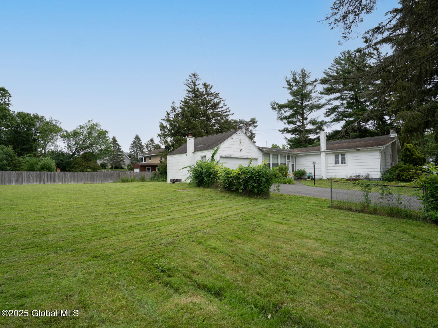 Latham, New York 12110, United States, 3 Bedrooms Bedrooms, ,2 BathroomsBathrooms,Residential,Active,162866