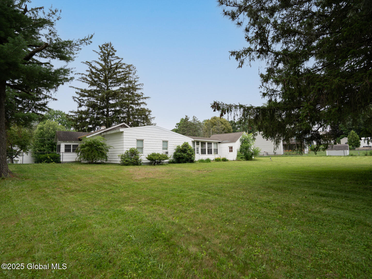 Latham, New York 12110, United States, 3 Bedrooms Bedrooms, ,2 BathroomsBathrooms,Residential,Active,162866