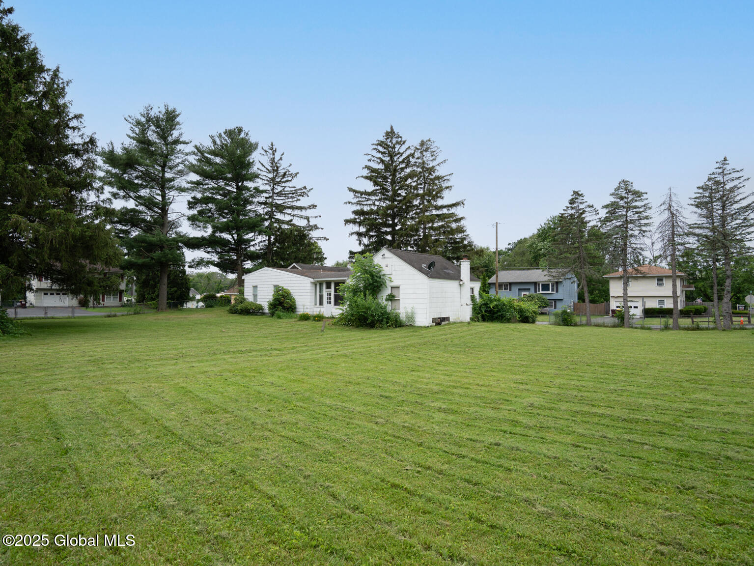 Latham, New York 12110, United States, 3 Bedrooms Bedrooms, ,2 BathroomsBathrooms,Residential,Active,162866