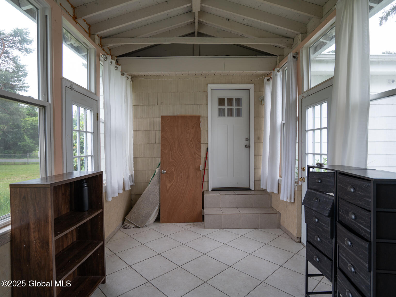 Latham, New York 12110, United States, 3 Bedrooms Bedrooms, ,2 BathroomsBathrooms,Residential,Active,162866