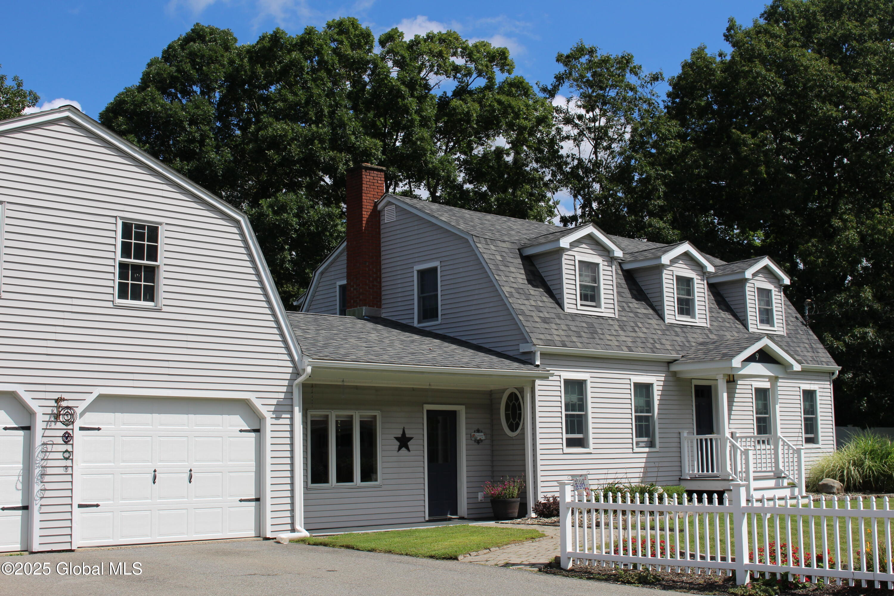 9 Lesson Street Extension, Schaghticoke, New York image 2