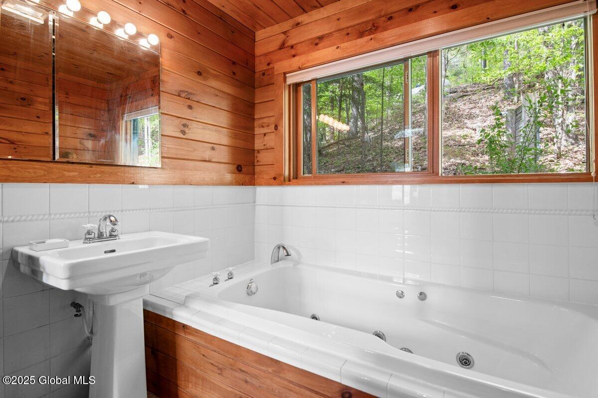 68 Clark Road, Keeseville, New York image 27