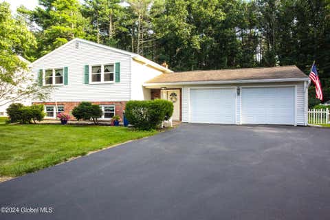 Photo for 3 Dutchess Court