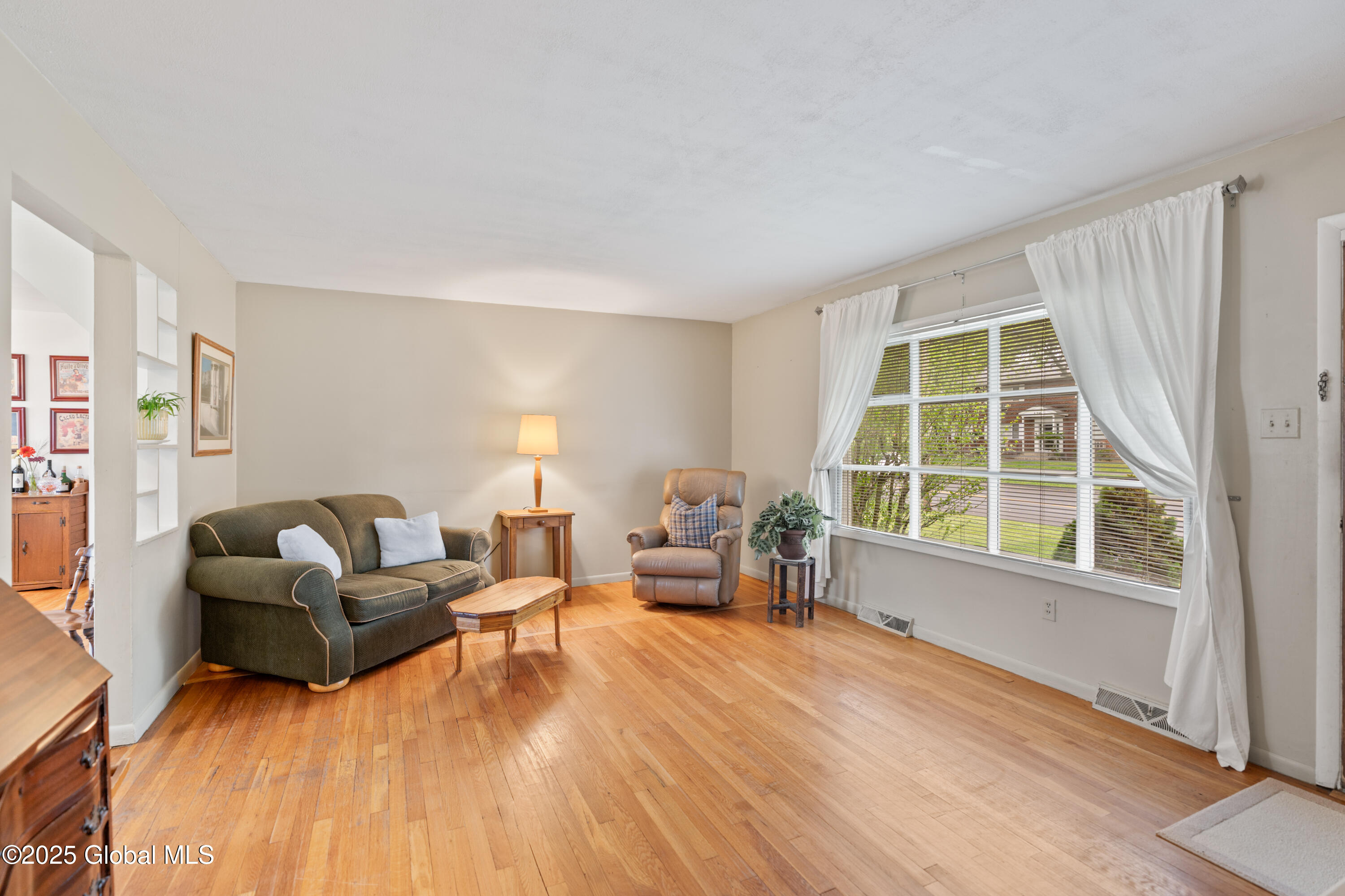 139 Delaware Avenue, Troy, New York image 10