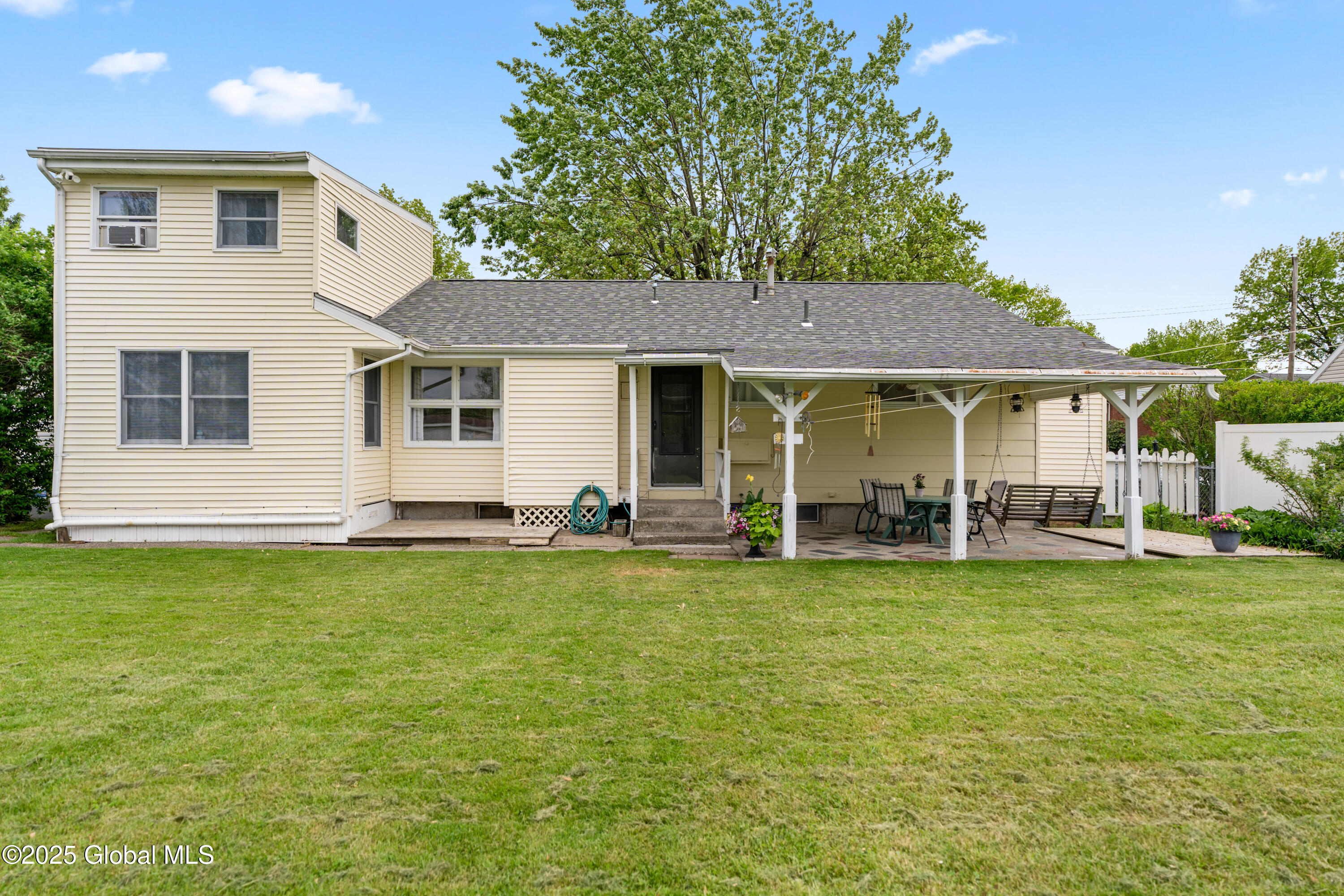 139 Delaware Avenue, Troy, New York image 5