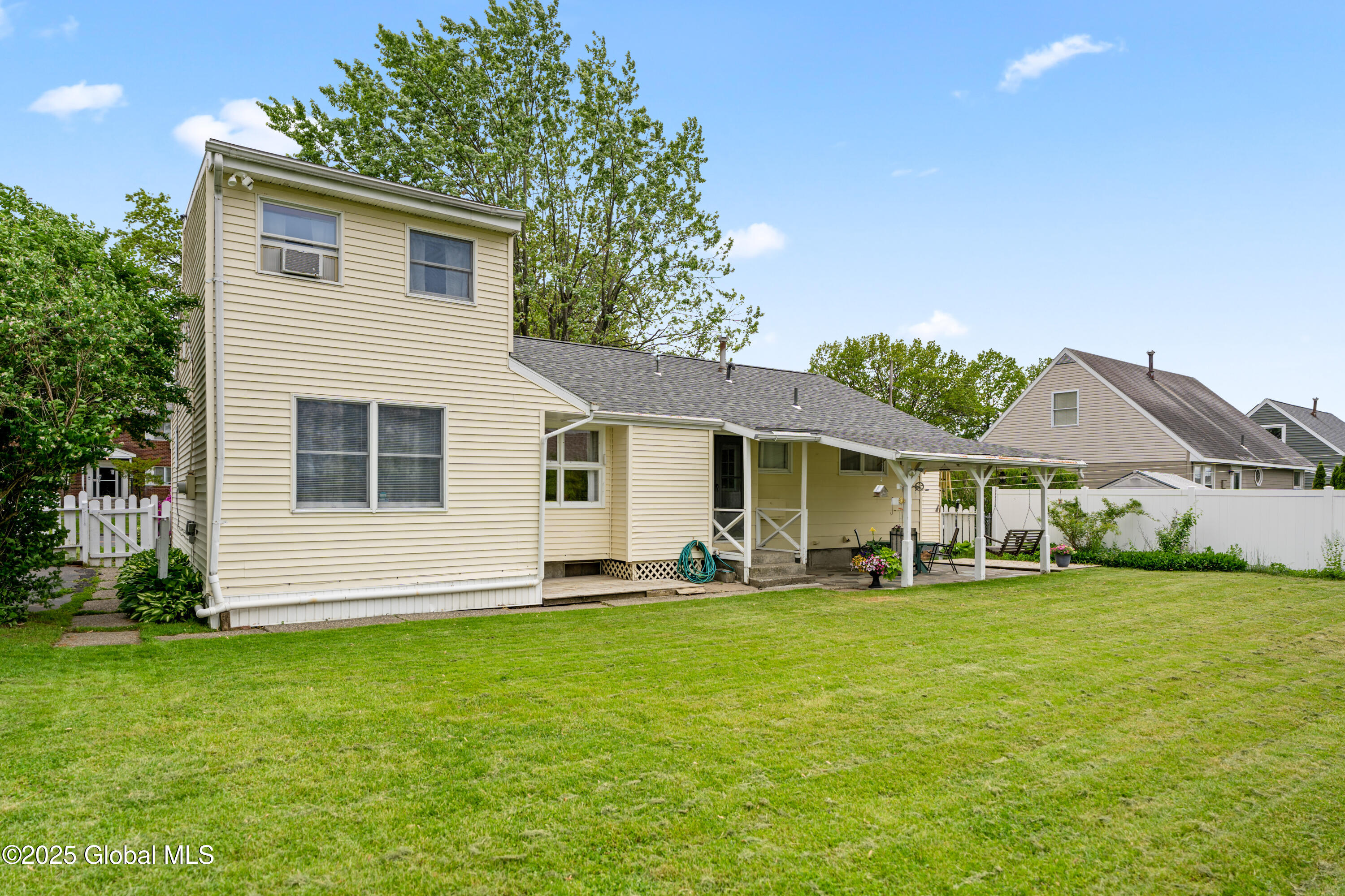 139 Delaware Avenue, Troy, New York image 3
