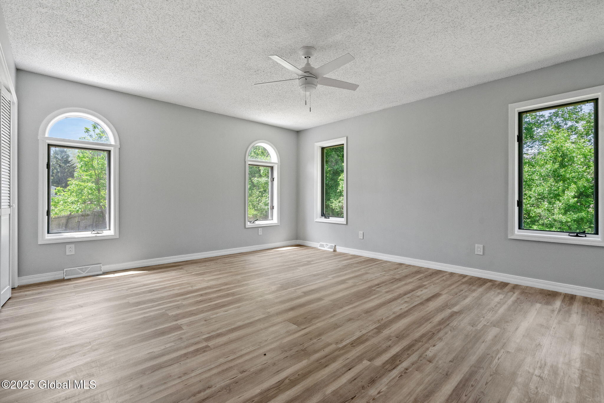 30 Point View Drive, East Greenbush, New York image 43