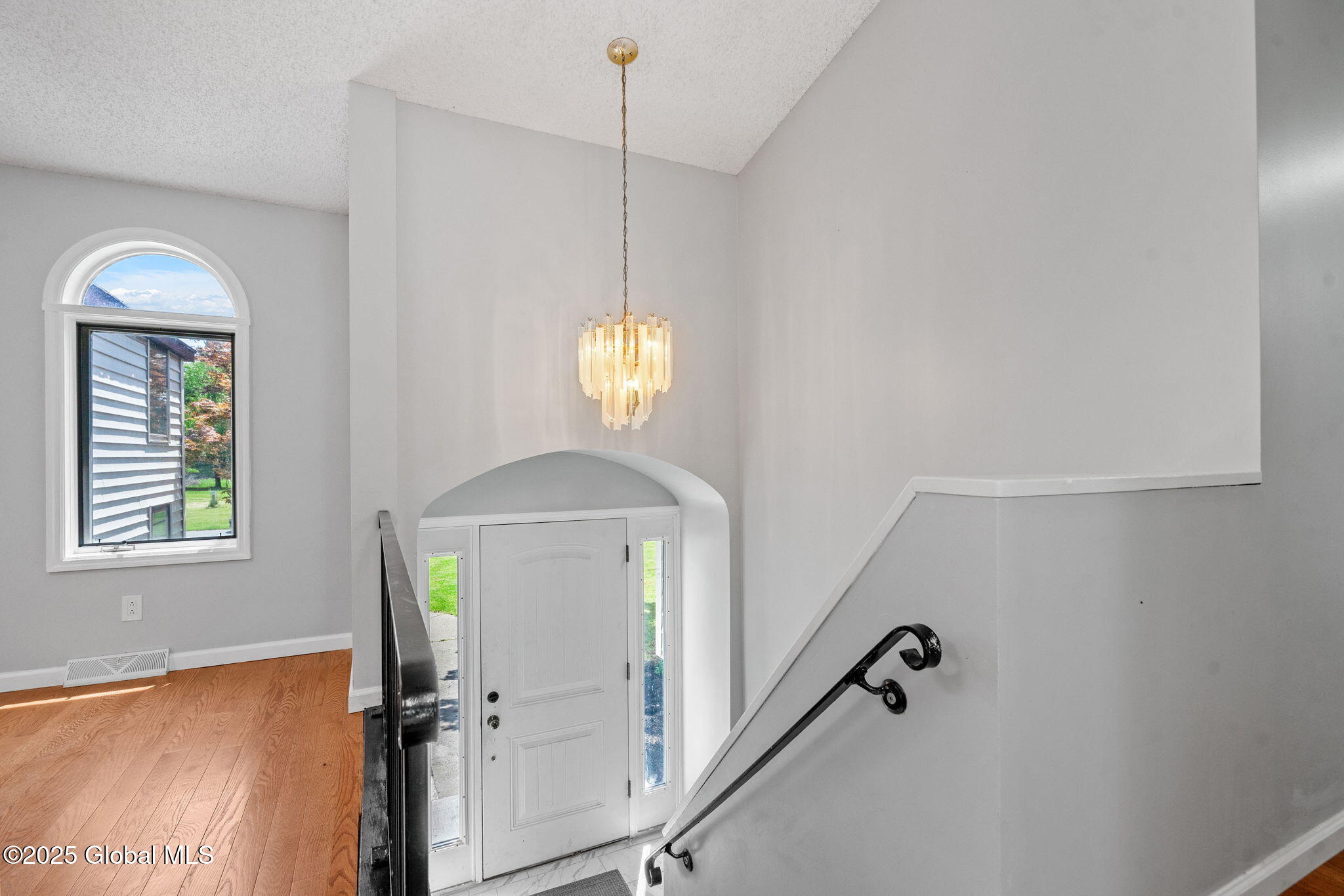 30 Point View Drive, East Greenbush, New York image 3
