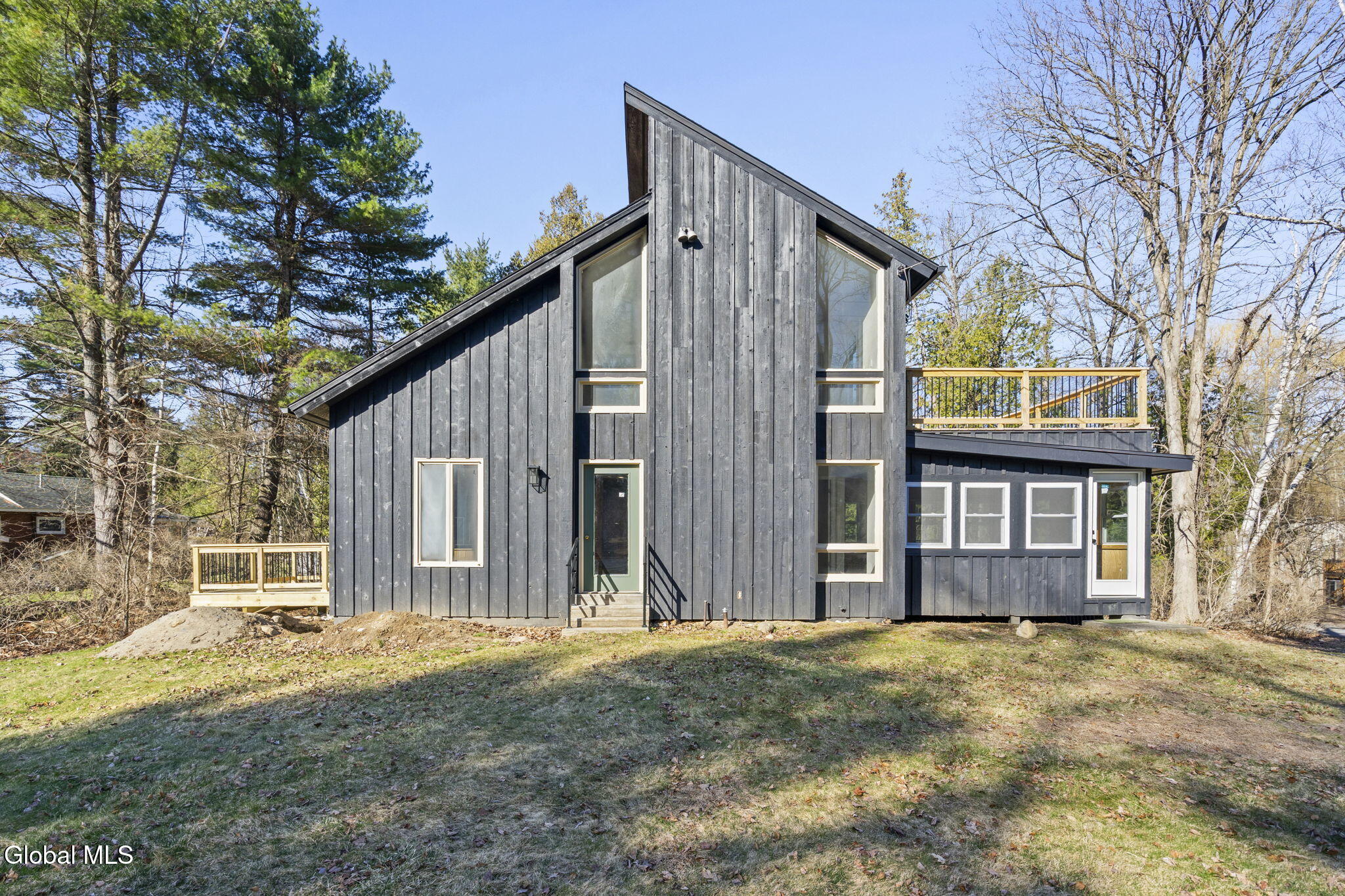 27 Honeysuckle Lane