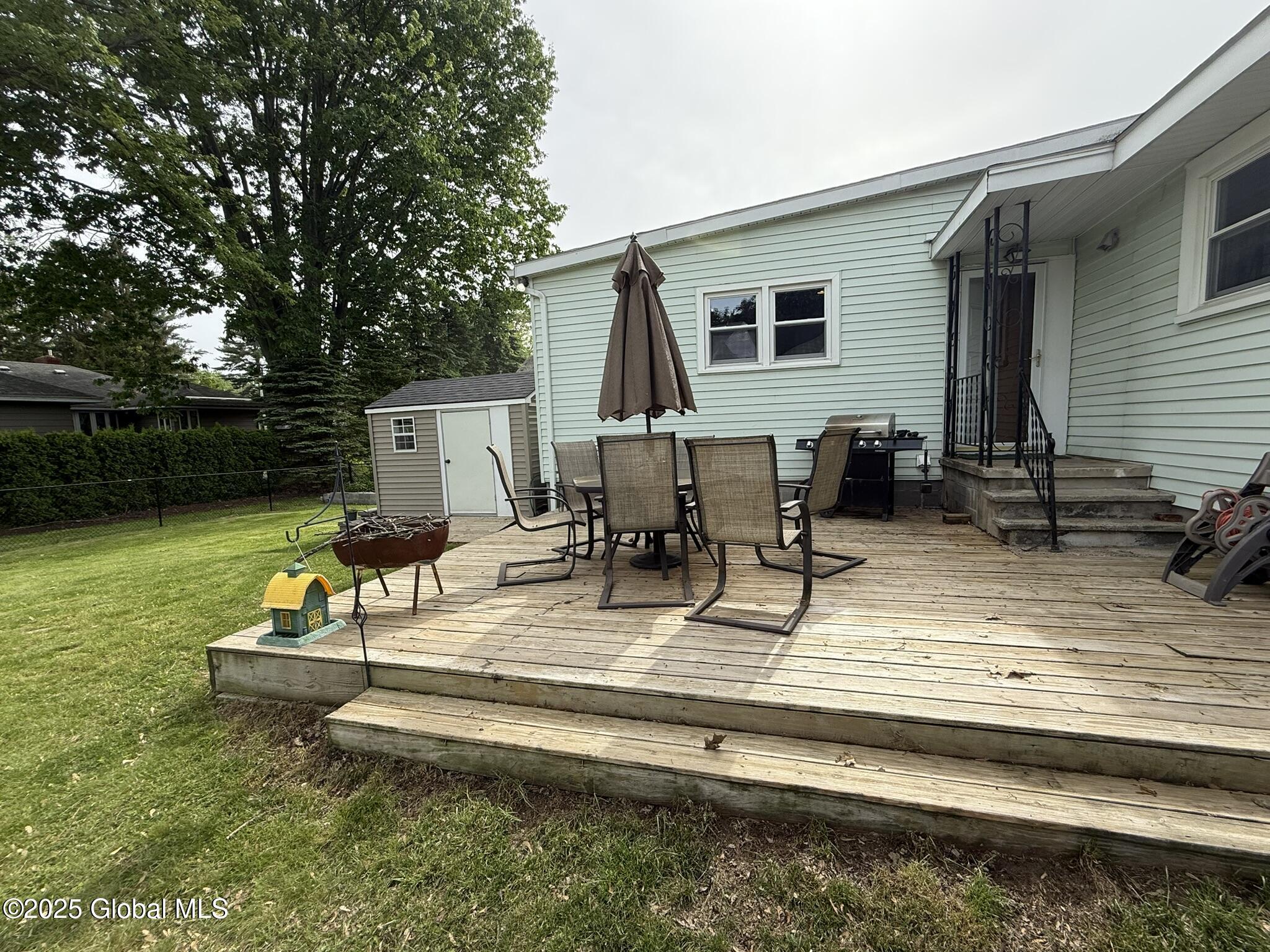 8 Hackett Street, Selkirk, New York image 22